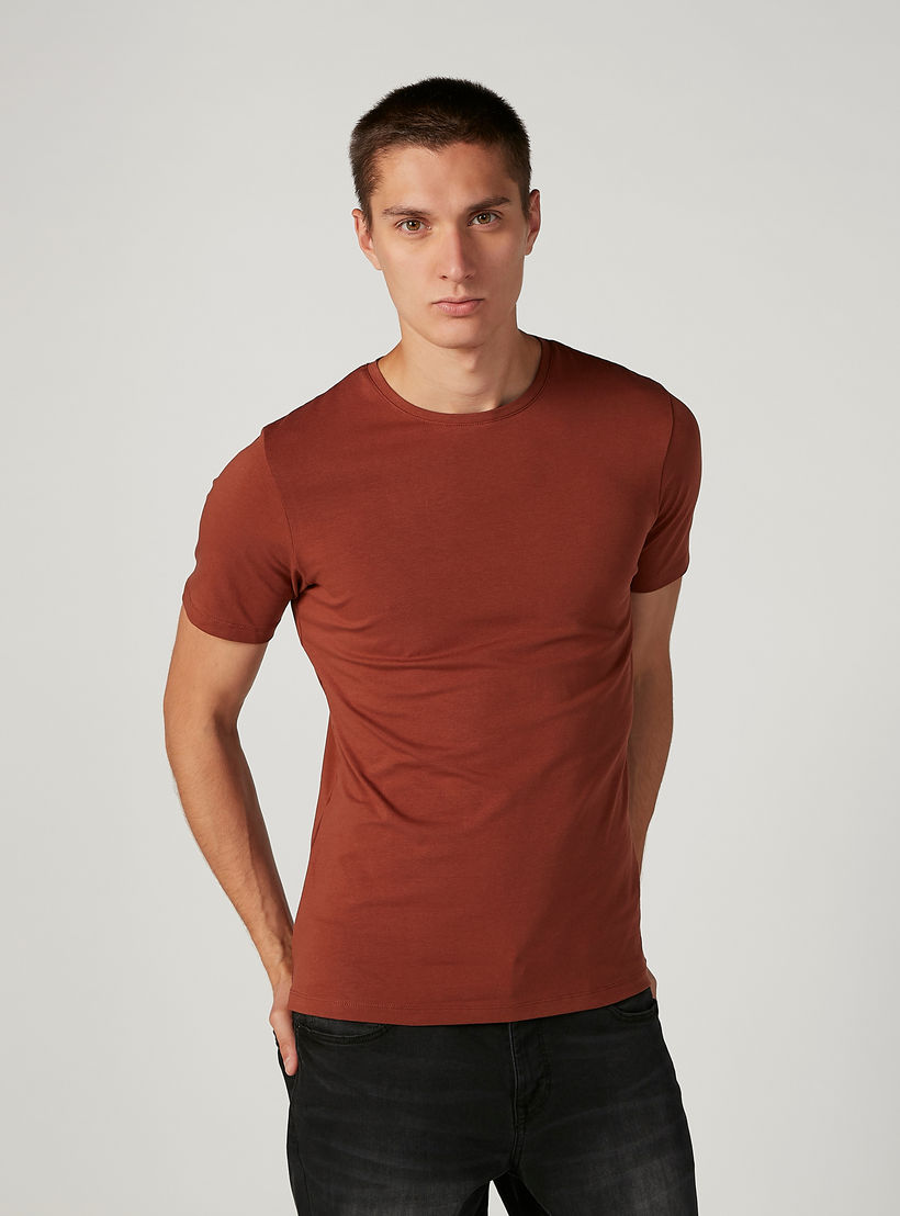 Plain T-shirt with Round Neck and Short Sleeves-men-clothing-tshirtsandpolos-tshirts-image-1