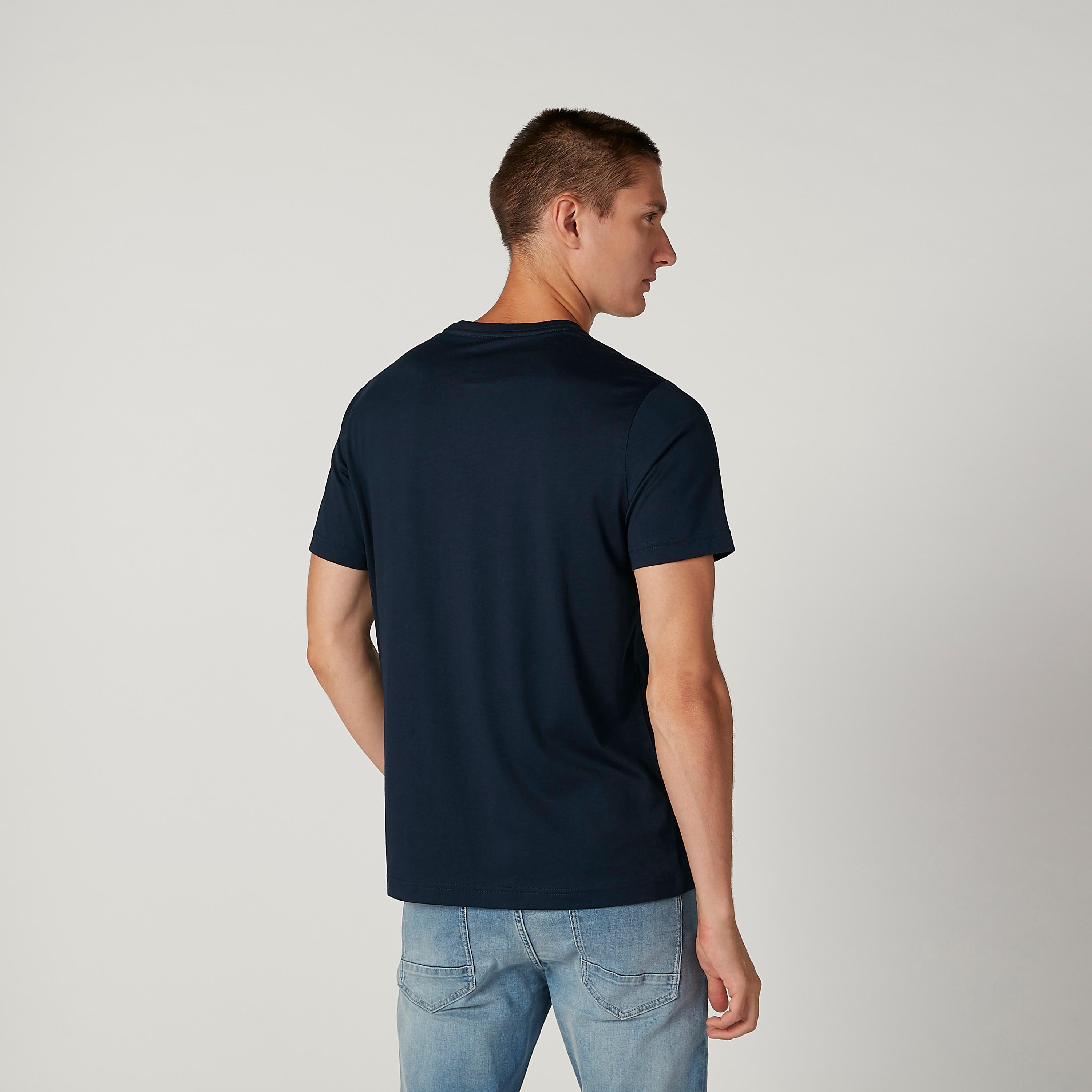 تيشيرت سليم بياقة ضيّقة وأكمام قصيرة وطبعات-men-clothing-tshirtsandpolos-tshirts-image-4