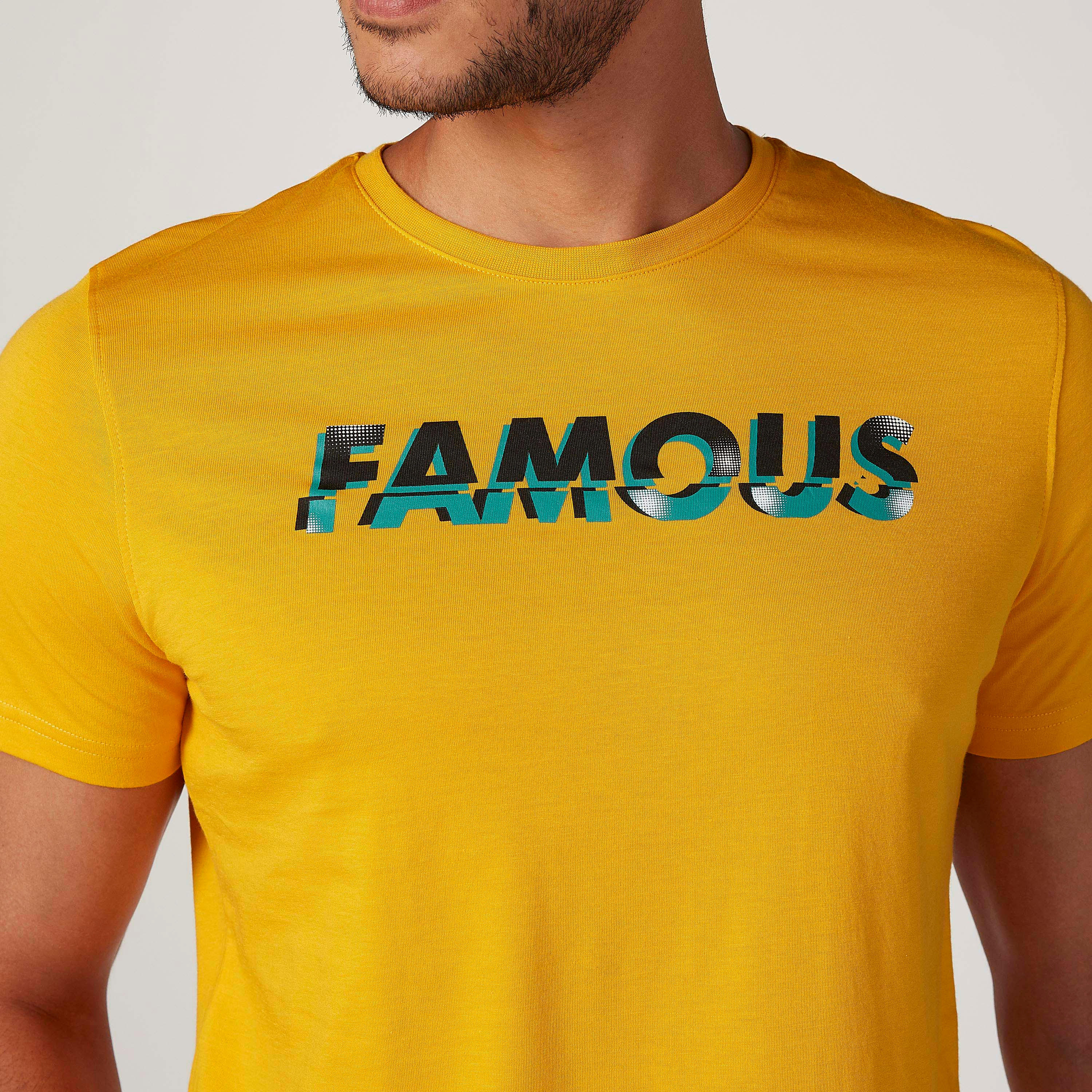تيشيرت سليم بياقة ضيّقة وأكمام قصيرة وطبعات-men-clothing-tshirtsandpolos-tshirts-image-3