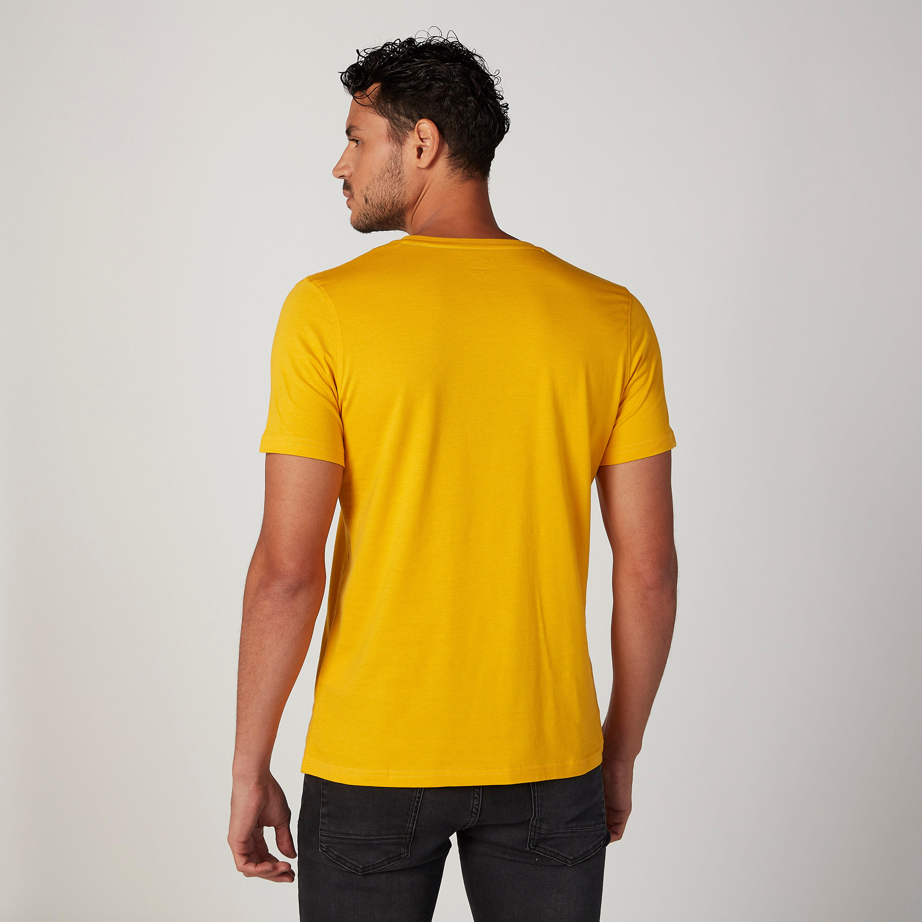 تيشيرت سليم بياقة ضيّقة وأكمام قصيرة وطبعات-men-clothing-tshirtsandpolos-tshirts-image-4