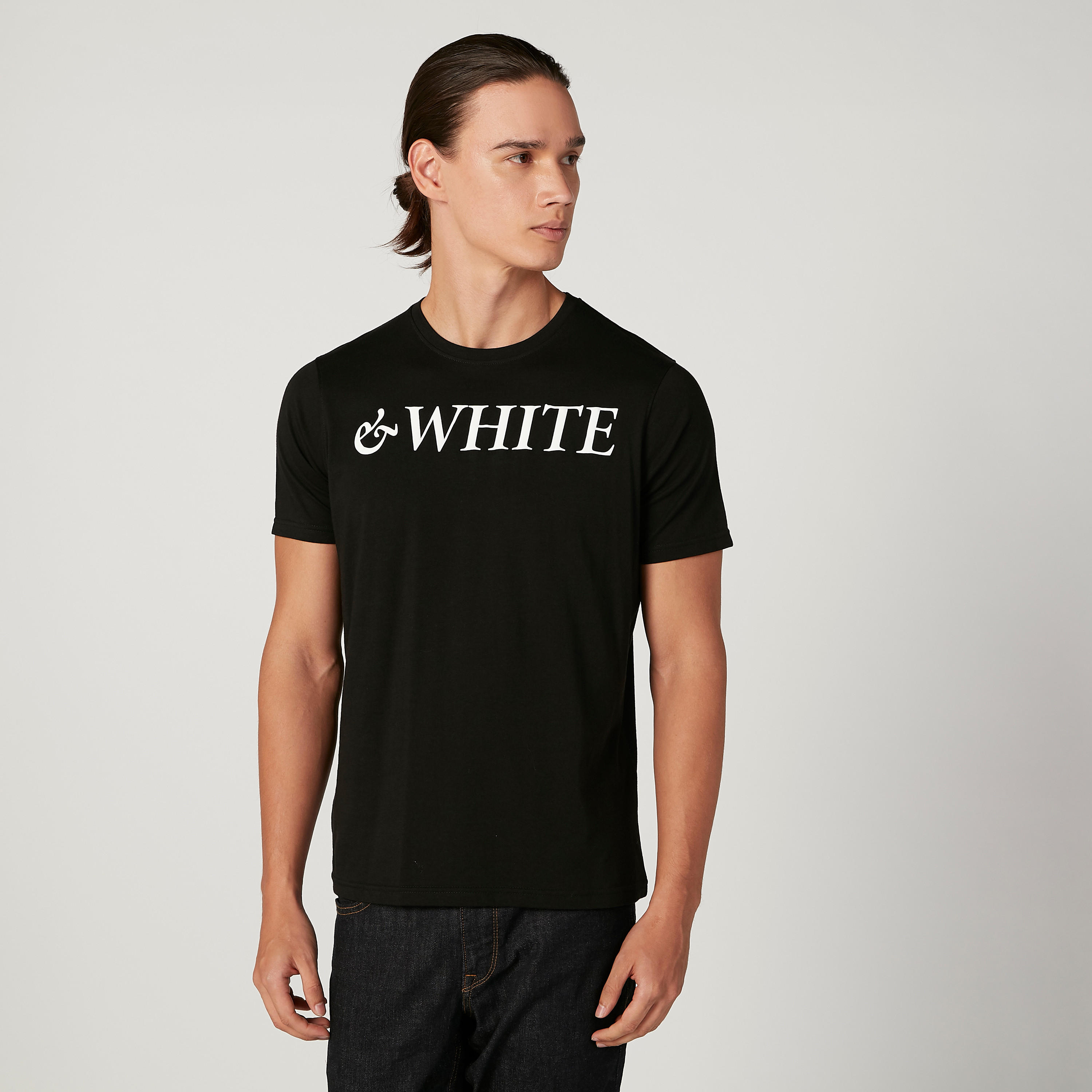 تيشيرت سليم بياقة ضيّقة وأكمام قصيرة-men-clothing-tshirtsandpolos-tshirts-image-1