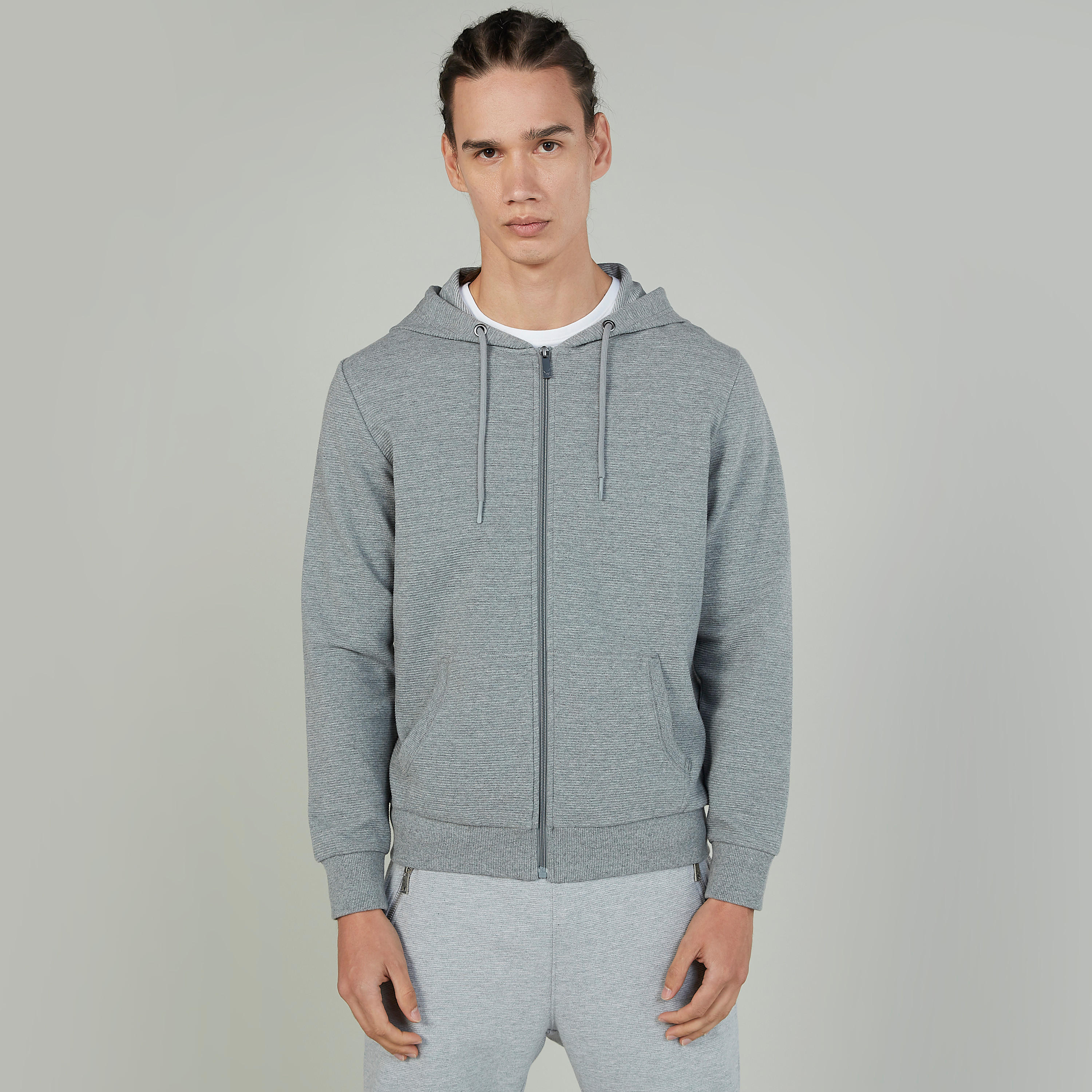 هودي بارز الملمس بأكمام طويلة من خامات مستدامة-men-winterwear-hoodiesandsweatshirts-image-1
