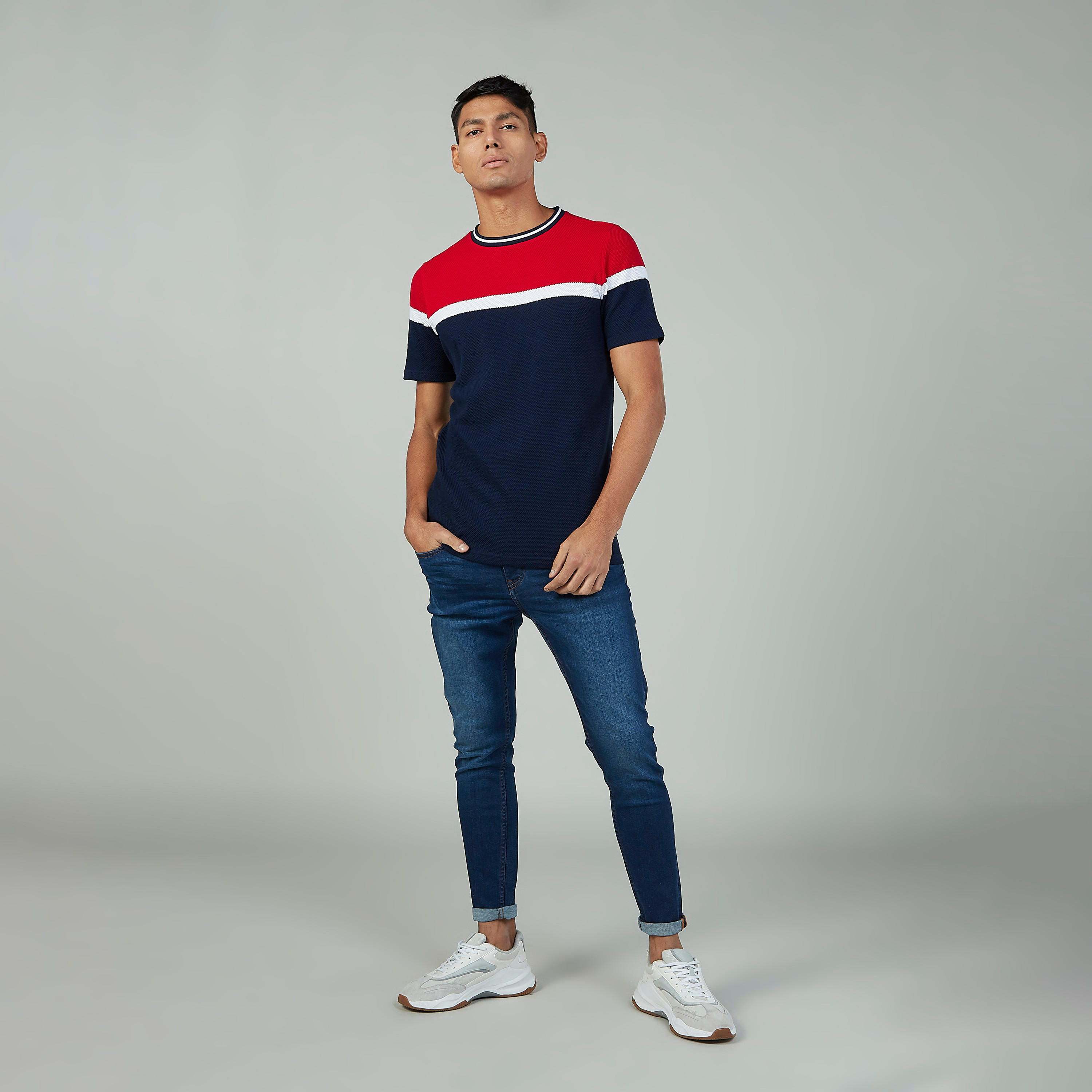 سويت شيرت مستدام مخطط بياقة ضيّقة وأكمام طويلة -men-clothing-tshirtsandpolos-tshirts-image-2