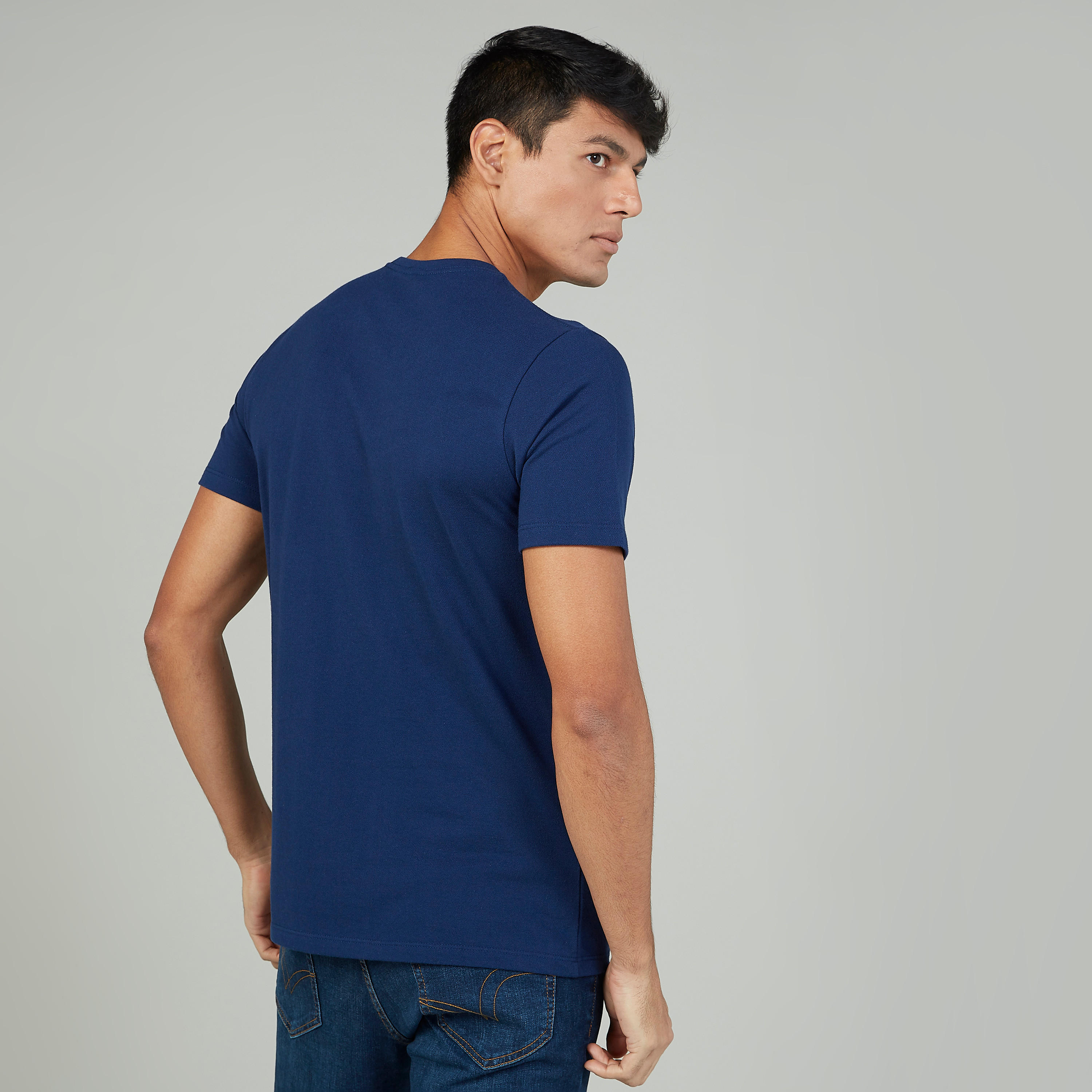 قميص مستدام مقلّم بياقة عاديّة وأكمام طويلة-men-clothing-tshirtsandpolos-tshirts-image-4
