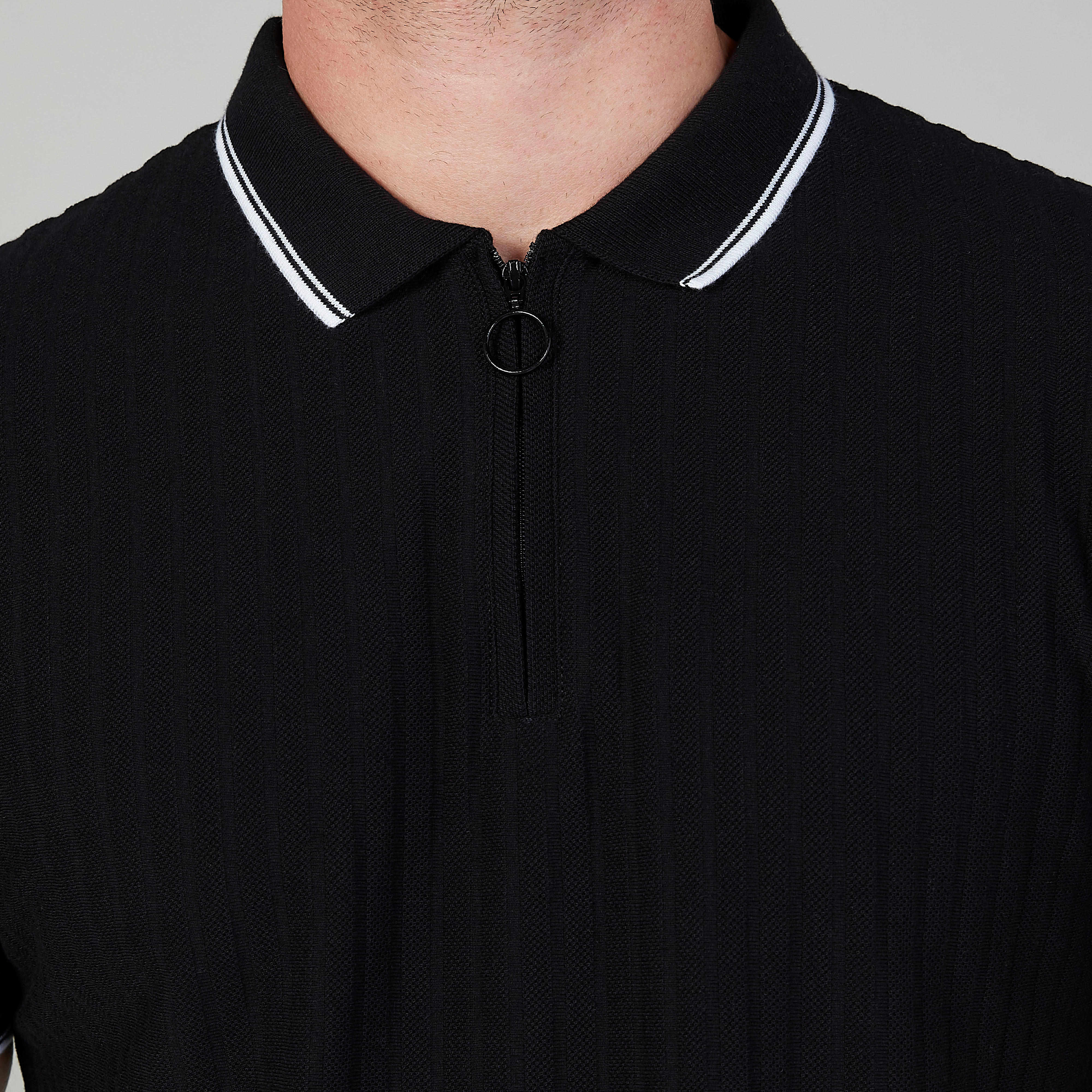 تيشيرت مستدام بولو سليم بارز الملمس بأكمام قصيرة-men-clothing-tshirtsandpolos-polos-image-3