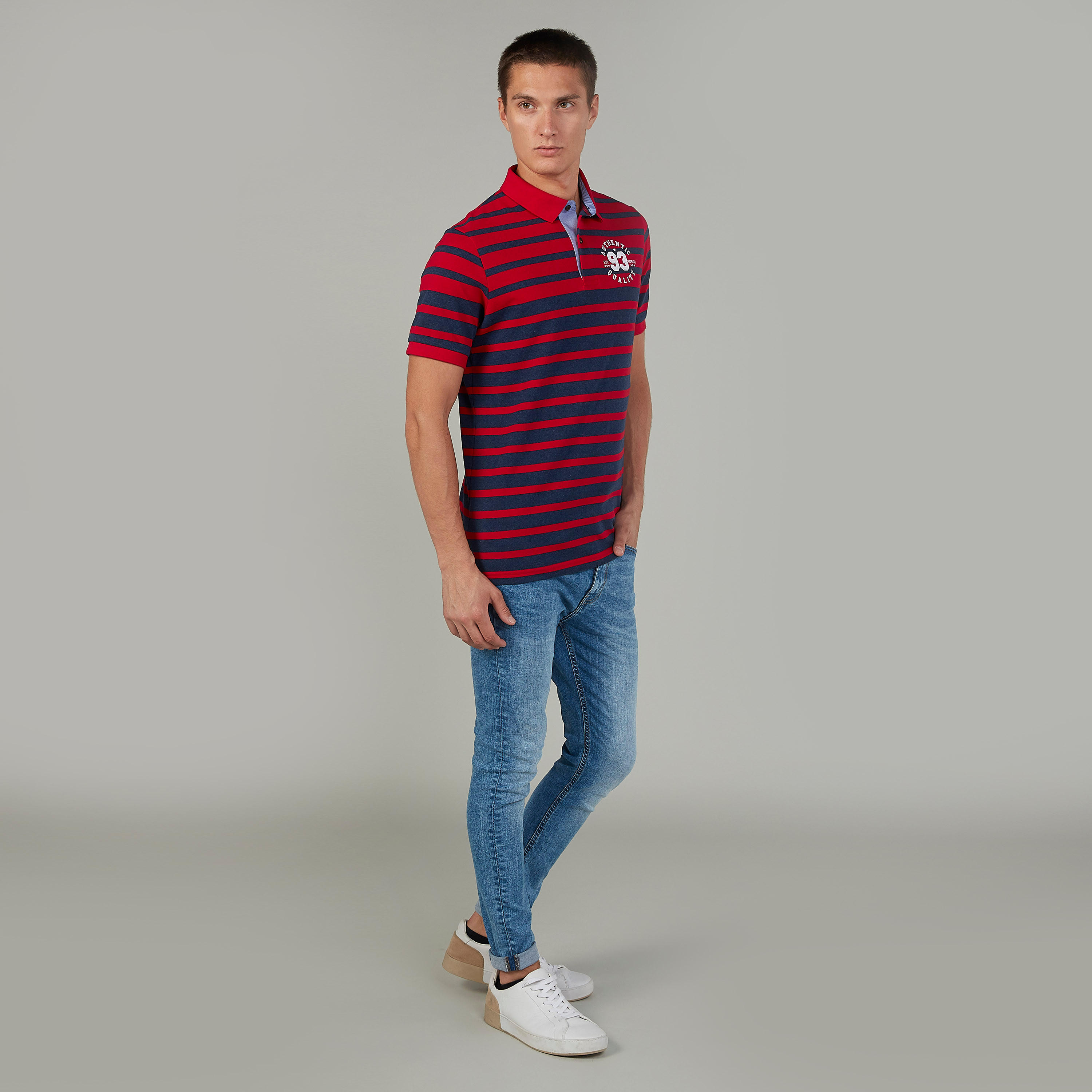 تيشيرت مستدام بأكمام قصيرة وطبعات سمايلي وورلد-men-clothing-tshirtsandpolos-polos-image-2