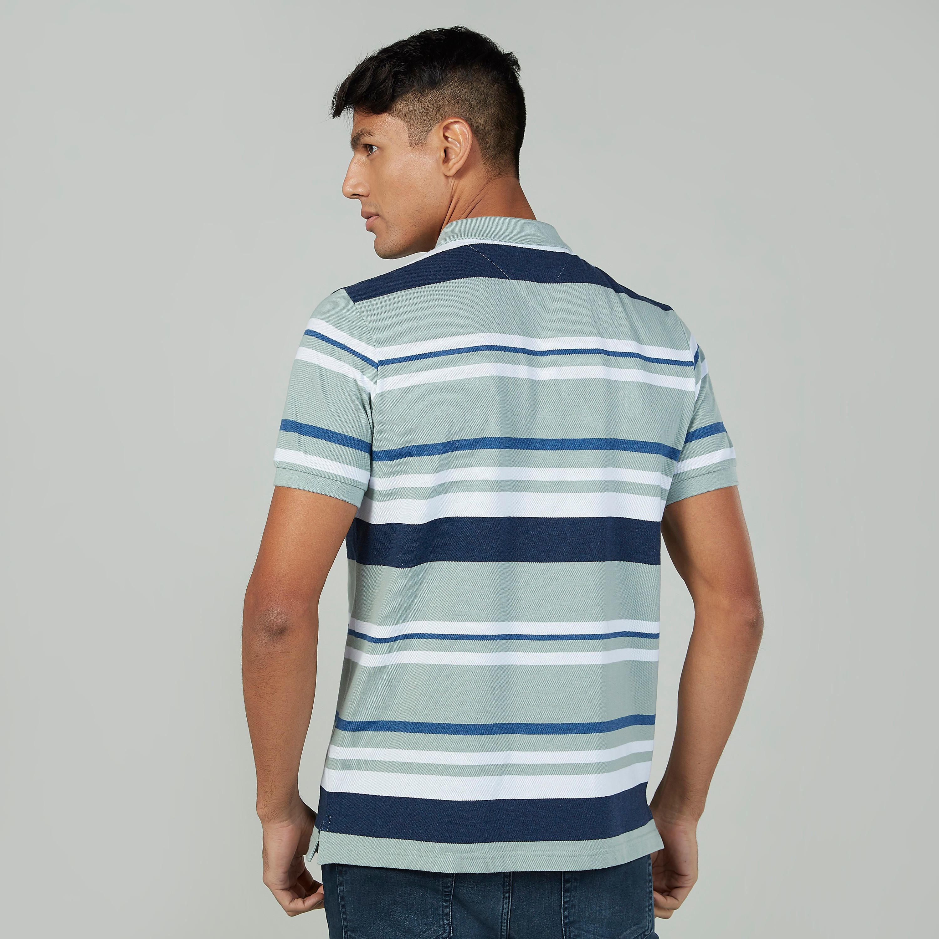 تيشيرت مخطّط بياقة بولو وأكمام قصيرة-men-clothing-tshirtsandpolos-polos-image-4