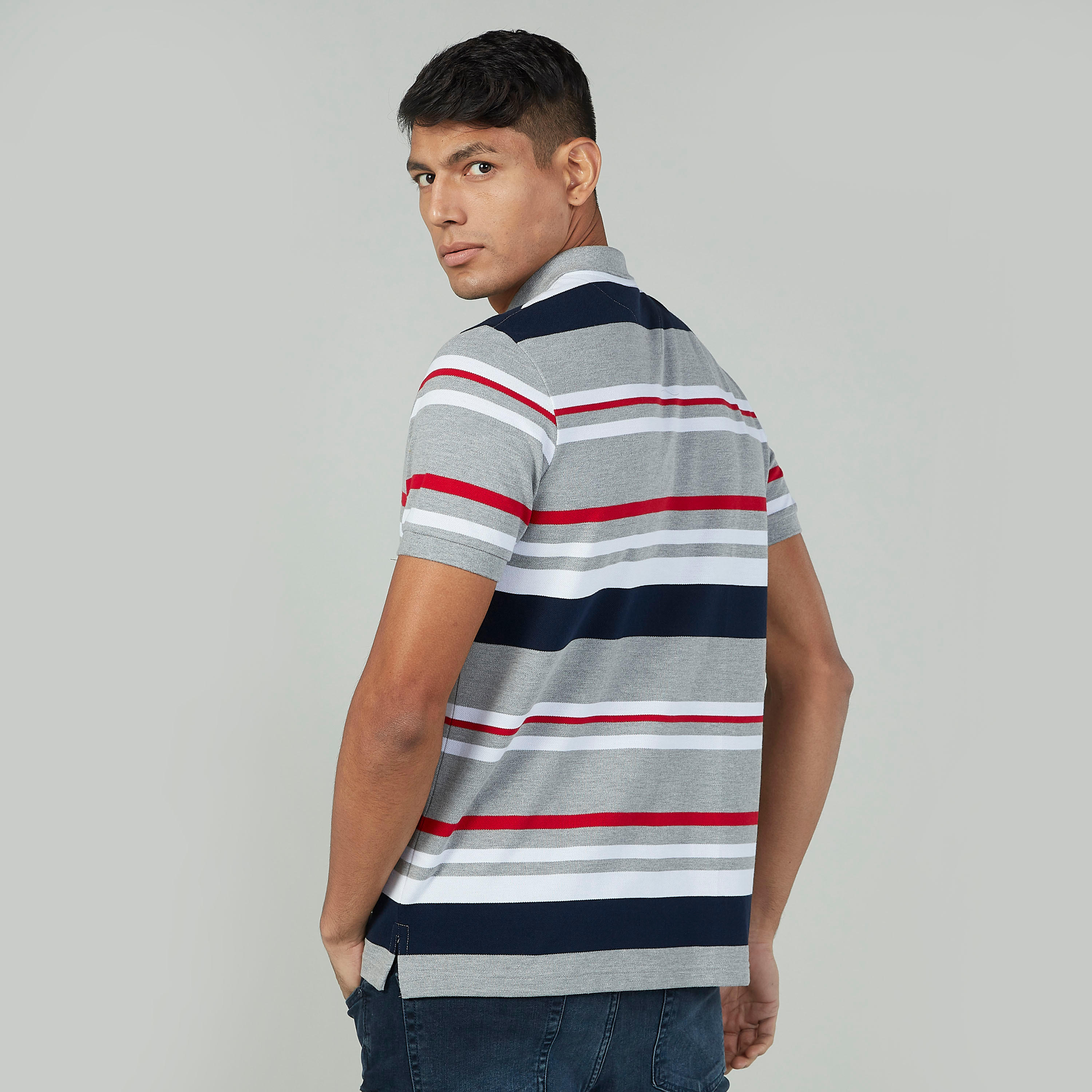 تيشيرت مخطّط بياقة بولو وأكمام قصيرة-men-clothing-tshirtsandpolos-polos-image-4