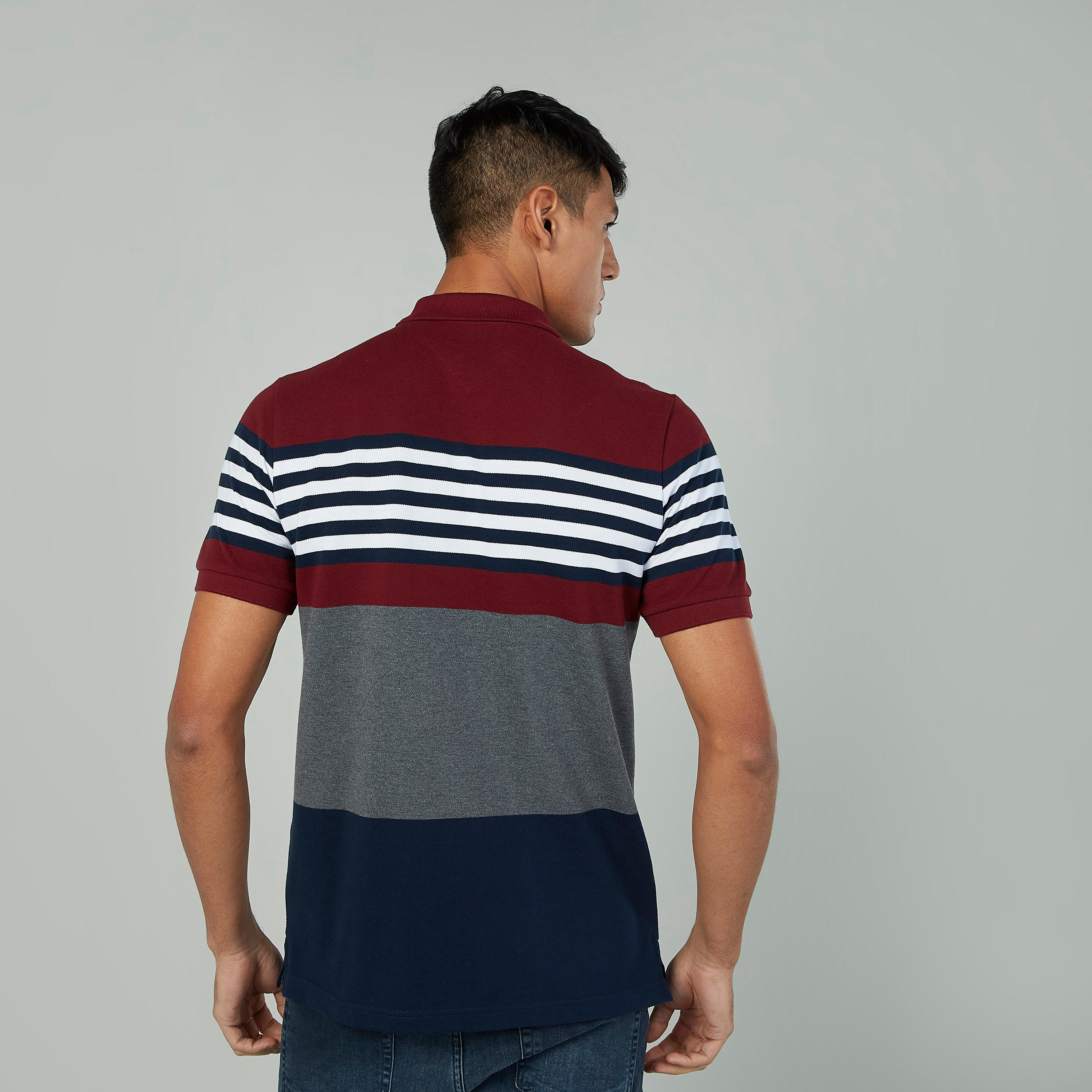 بلوزة تونيك مستدامة بأكمام جرس وأربطة وطبعات -men-clothing-tshirtsandpolos-polos-image-4