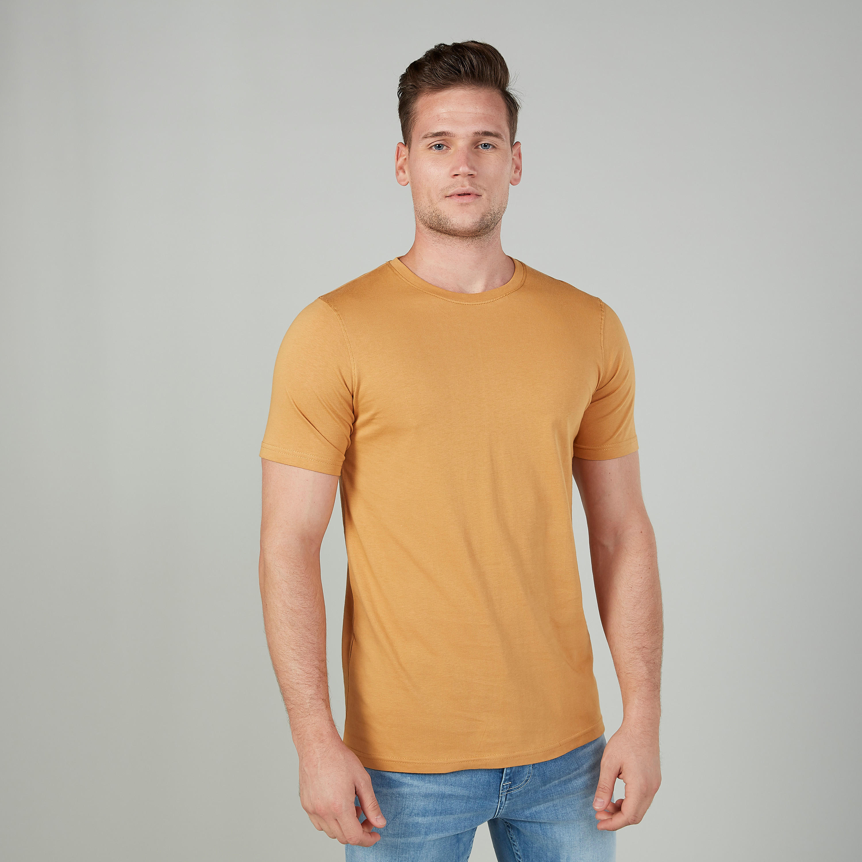 تيشيرت سادة بياقة مستديرة وأكمام قصيرة-men-clothing-tshirtsandpolos-tshirts-image-4