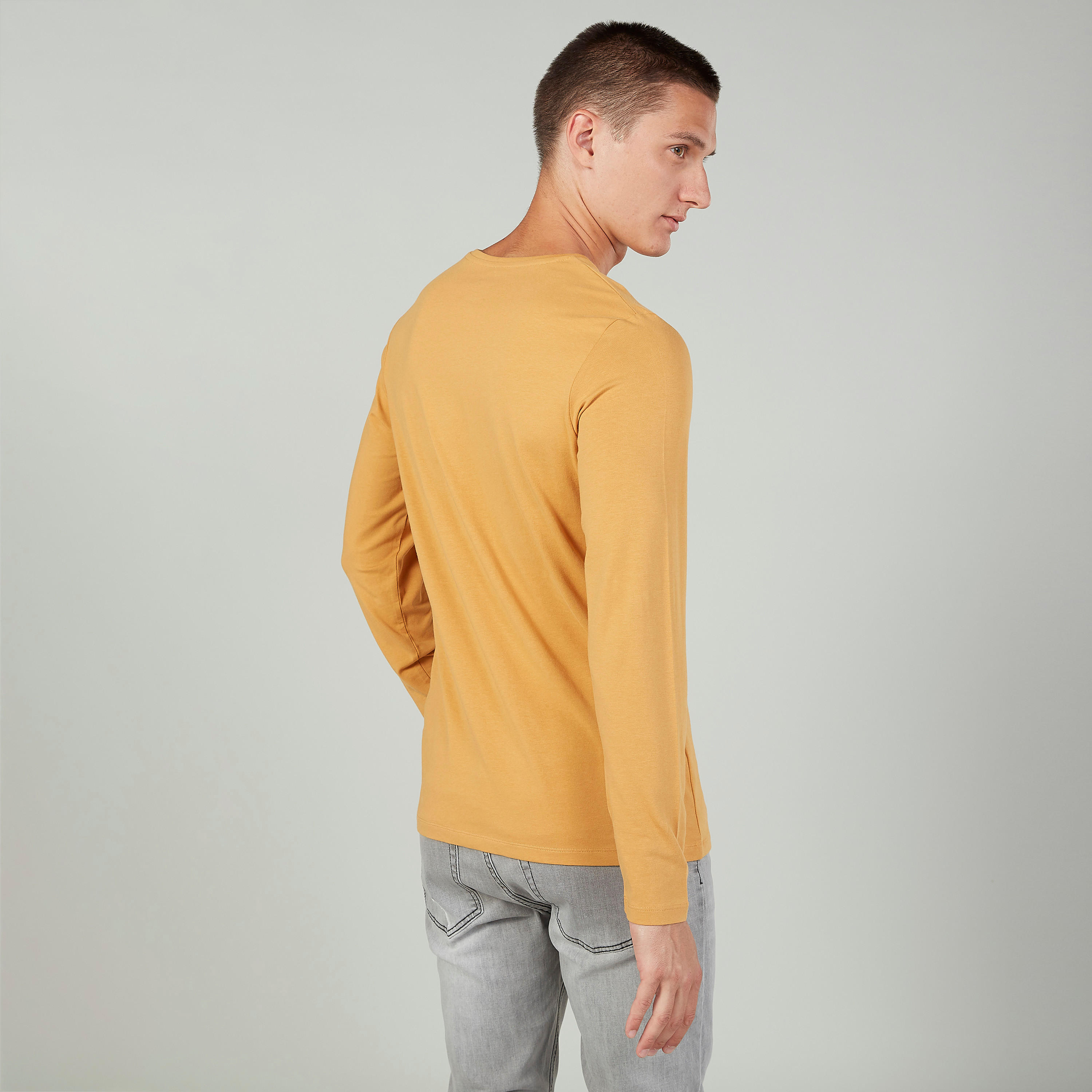 تيشيرت سادة بياقة V وأكمام طويلة-men-clothing-tshirtsandpolos-tshirts-image-3
