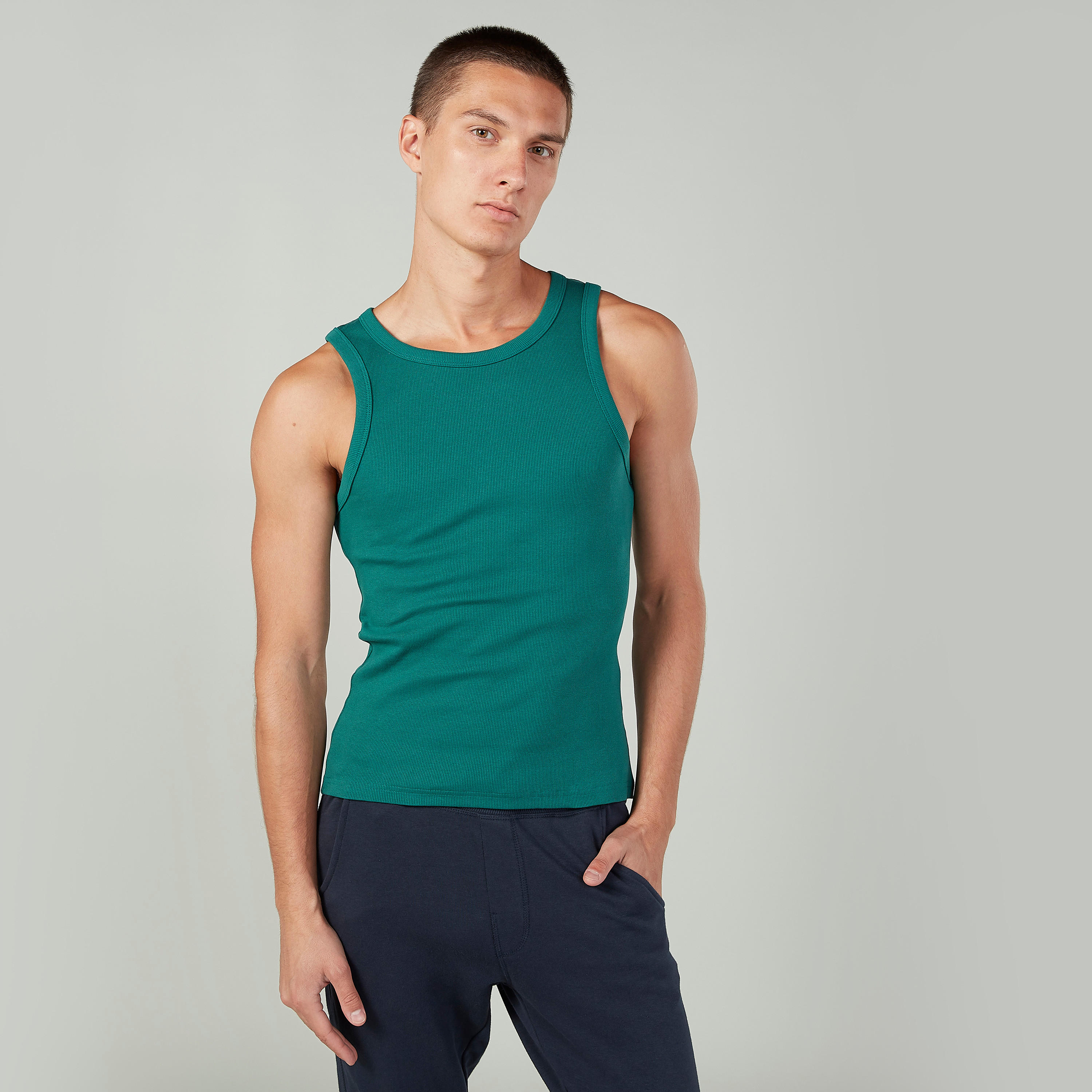 فيست بارز الملمس دون أكمام بياقة عميقة-men-clothing-tshirtsandpolos-vests-image-4