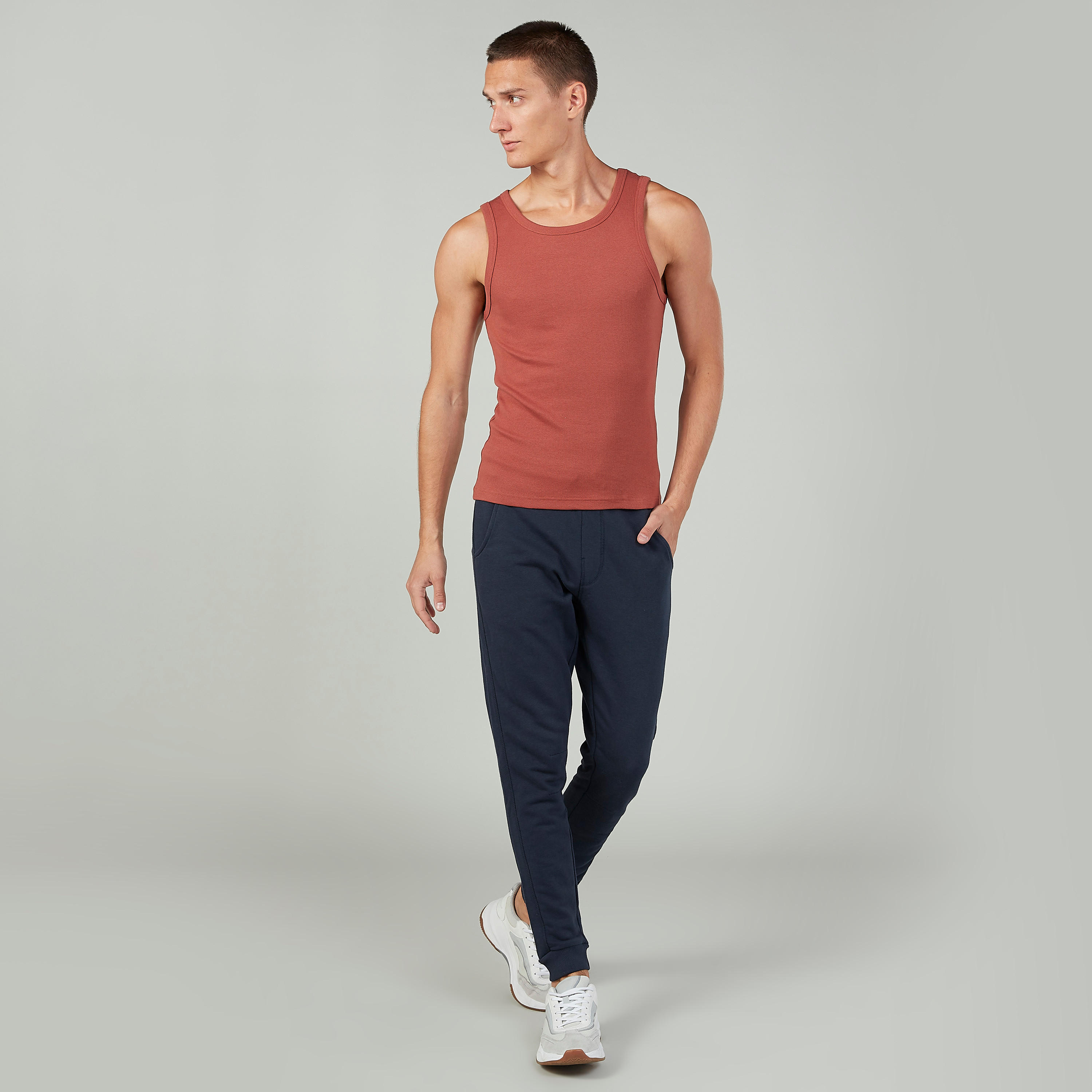 فيست بارز الملمس دون أكمام بياقة عميقة-men-clothing-tshirtsandpolos-vests-image-2