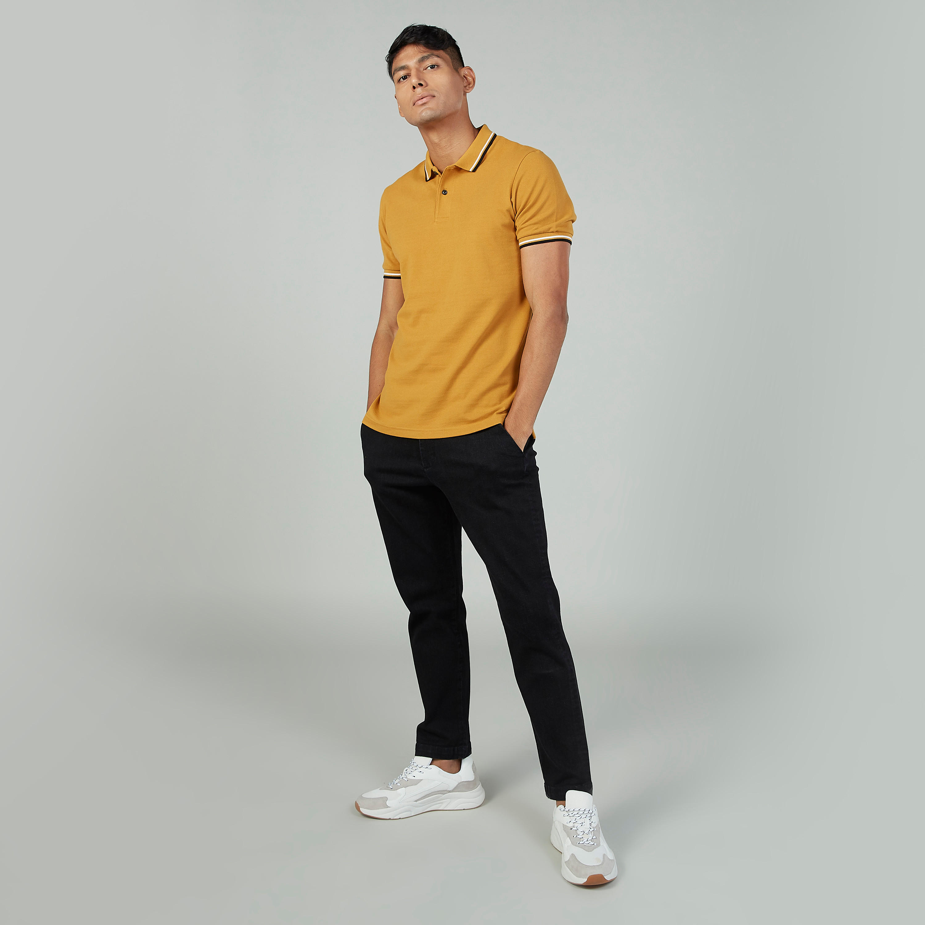 تيشيرت بولو بارز الملمس بأكمام قصيرة-men-clothing-tshirtsandpolos-polos-image-2
