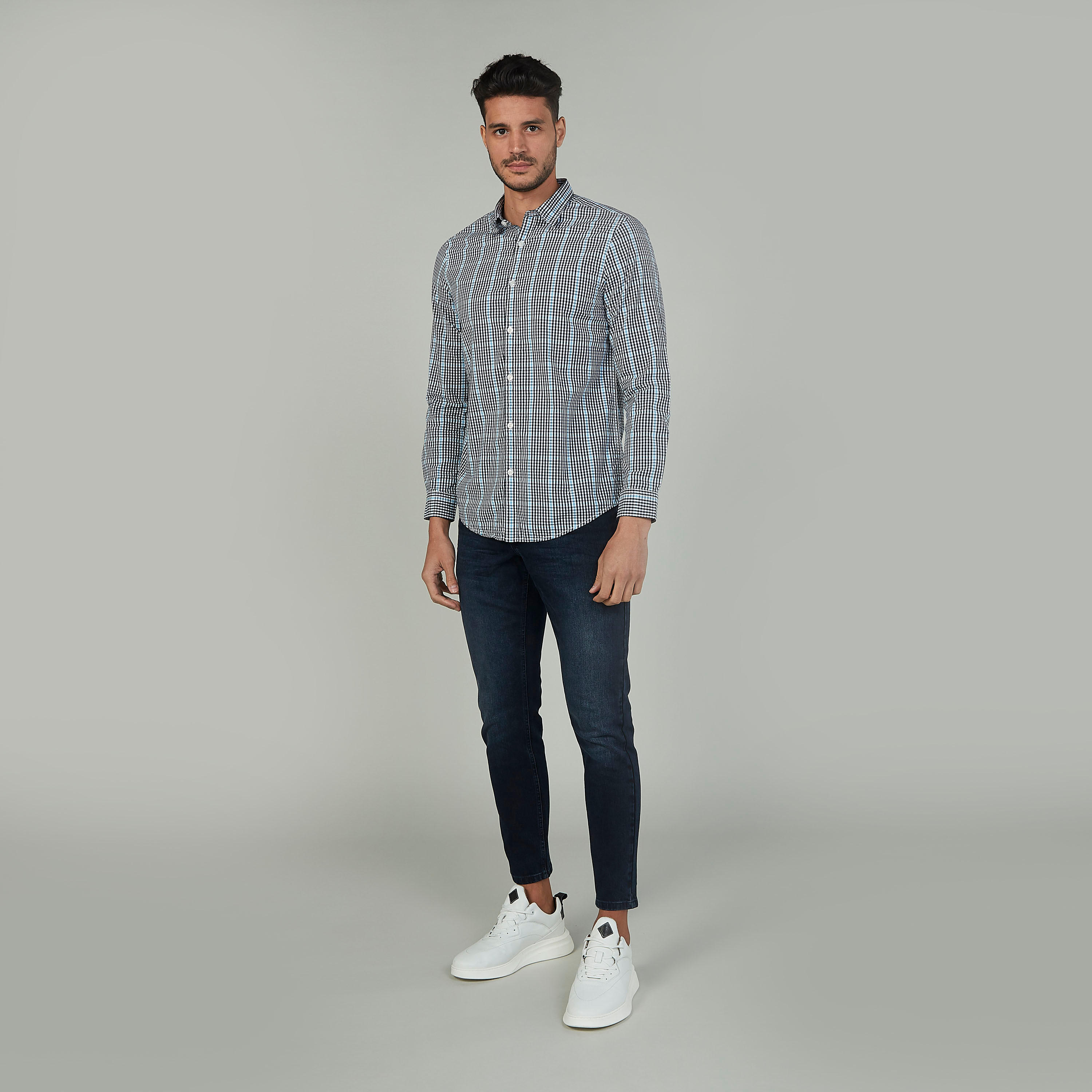 قميص كاروهات بقصّة سليم وياقة عادية وأكمام طويلة-men-clothing-shirts-image-2