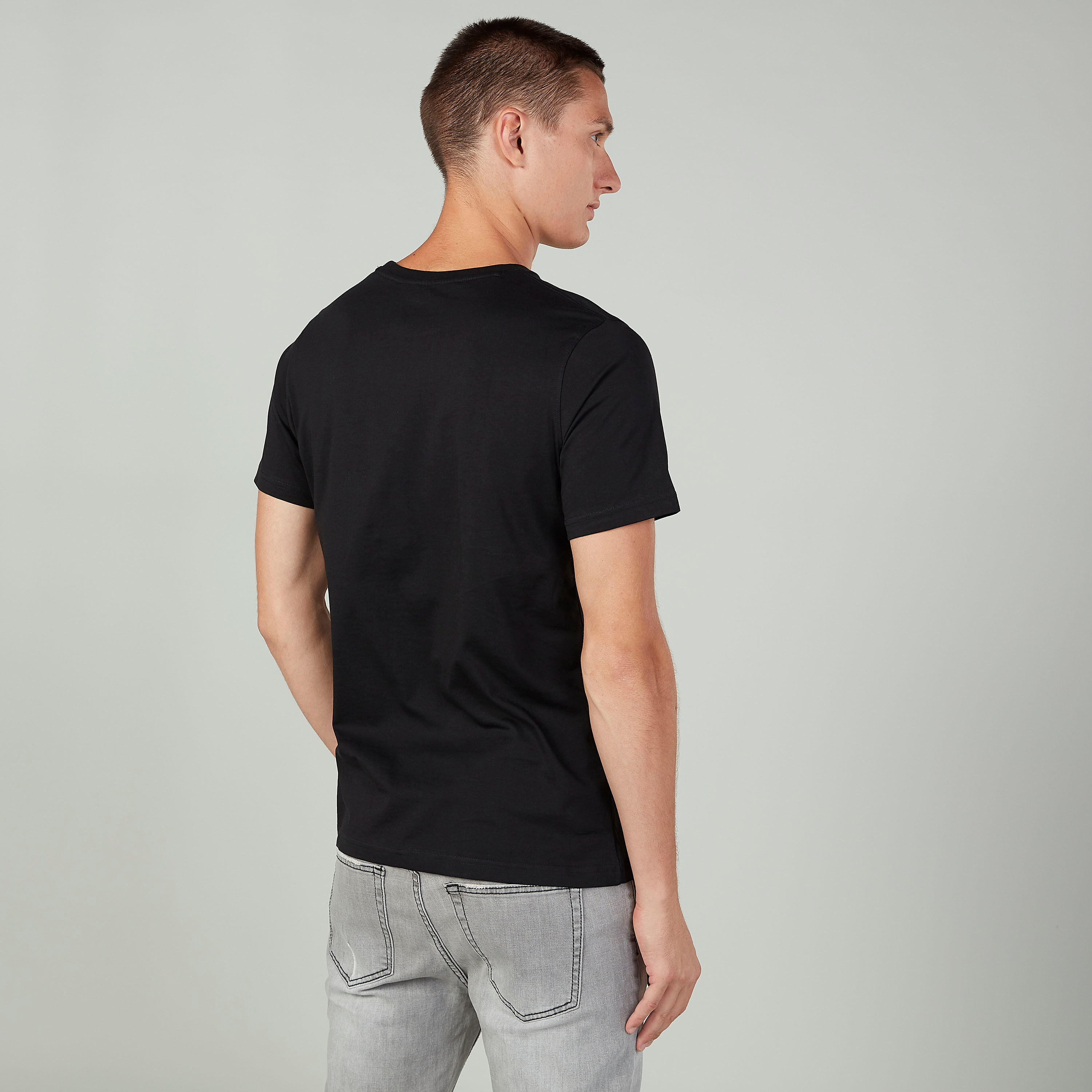 تيشيرت سليم بياقة ضيّقة وأكمام قصيرة وطبعات-men-clothing-tshirtsandpolos-tshirts-image-4