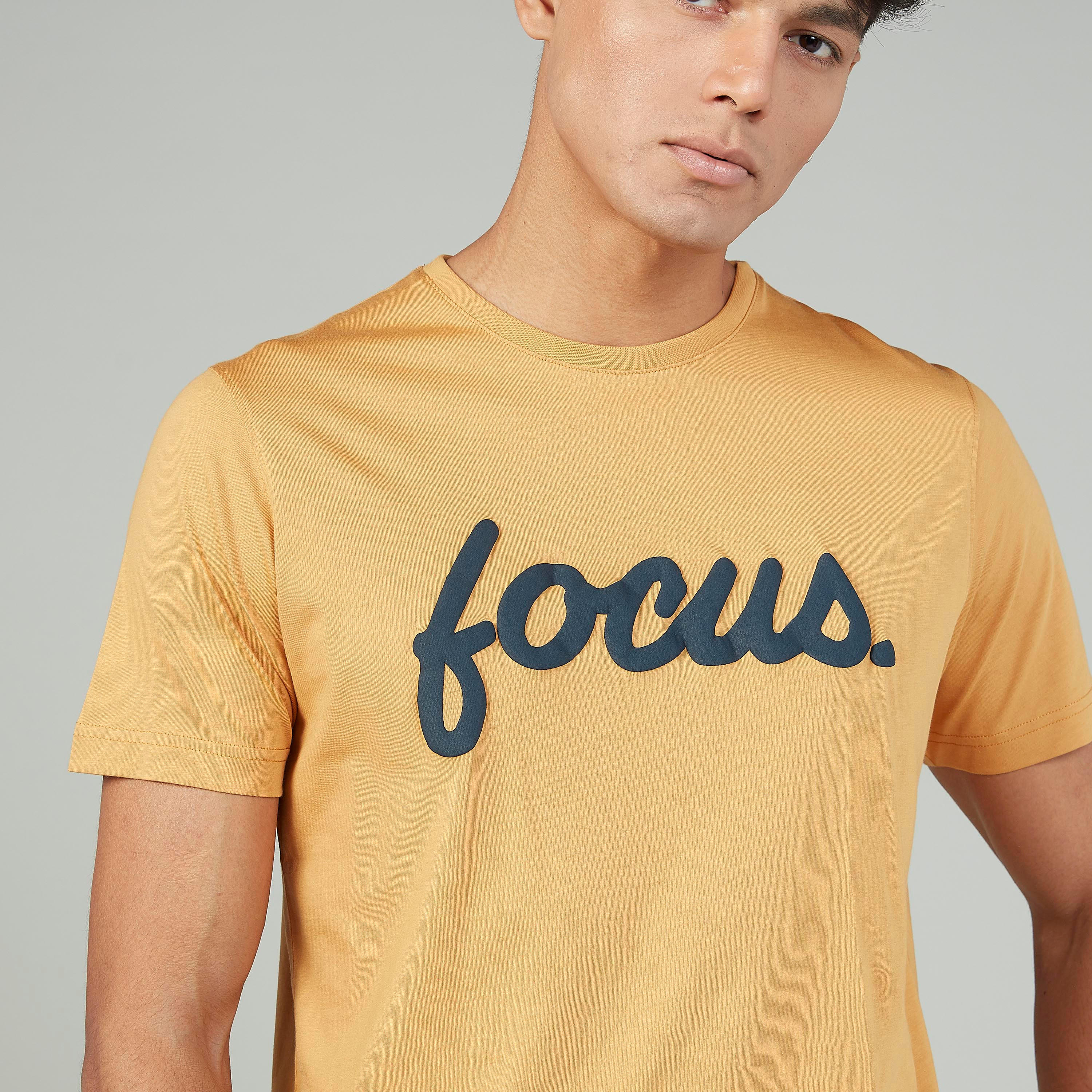 طقم مستدام من بيجاما وتيشيرت بأكمام مغايرة وطبعات-men-clothing-tshirtsandpolos-tshirts-image-3