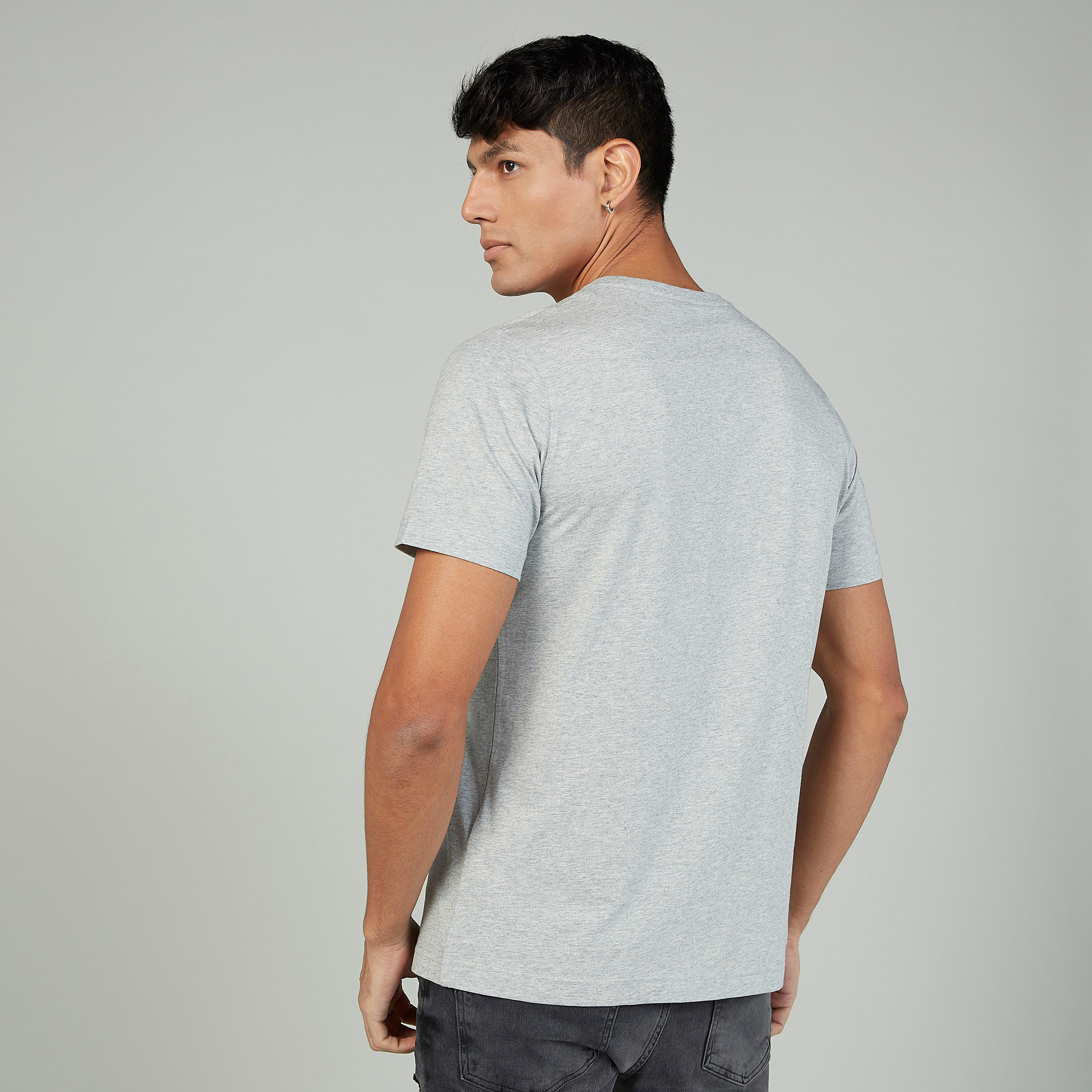 تيشيرت سليم بياقة ضيّقة وأكمام قصيرة وطبعات-men-clothing-tshirtsandpolos-tshirts-image-4