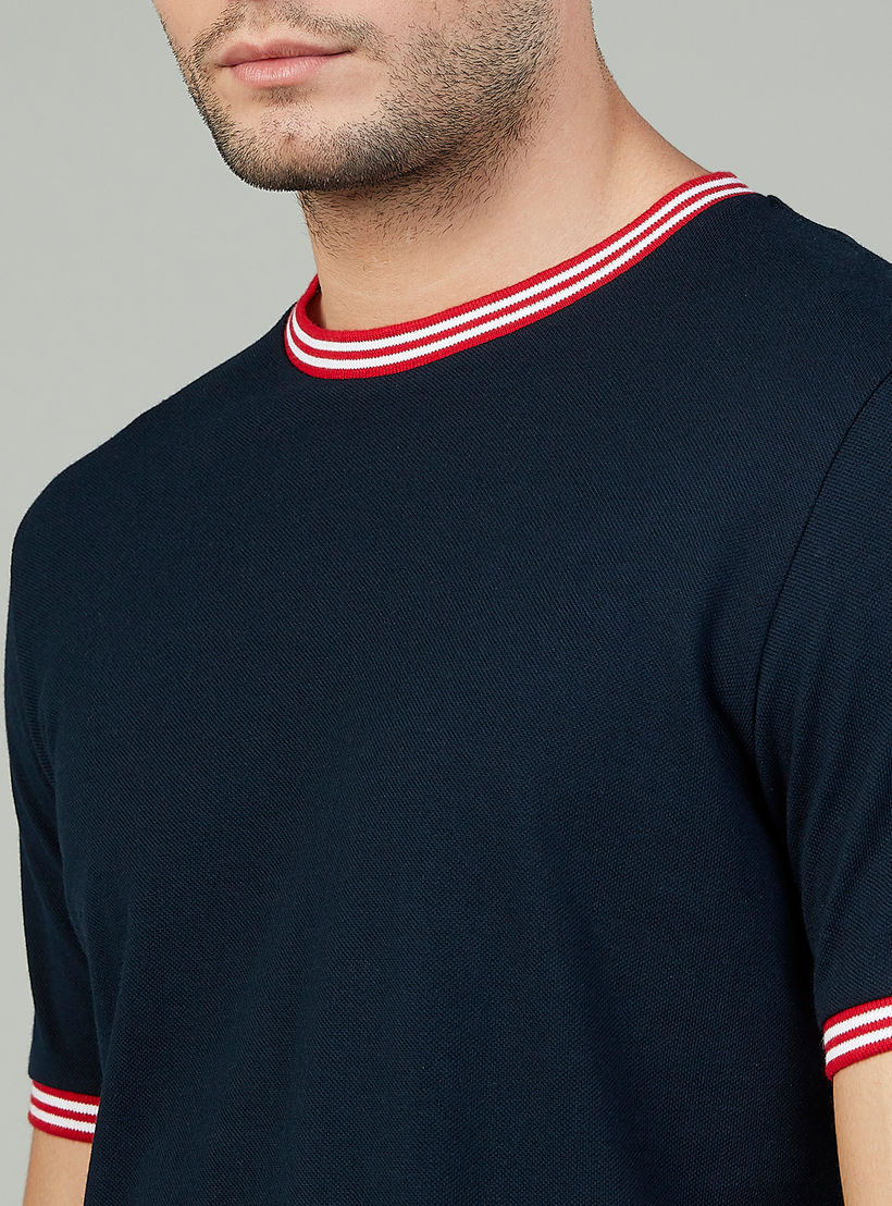 تيشيرت سليم سادة بياقة ضيّقة وأكمام قصيرة-men-clothing-tshirtsandpolos-tshirts-image-3