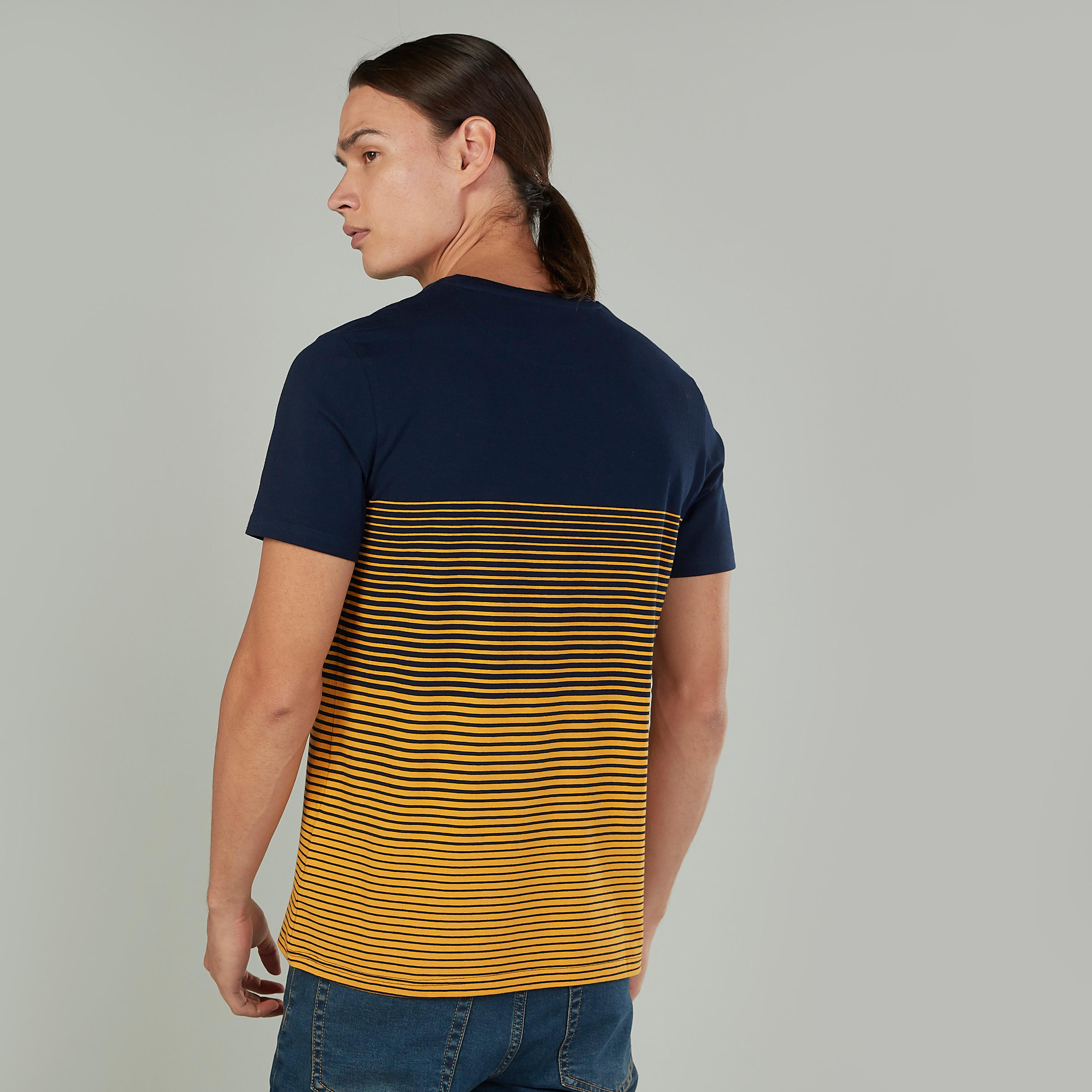 تيشيرت سليم مخطط بياقة ضيّقة وأكمام قصيرة-men-clothing-tshirtsandpolos-tshirts-image-4