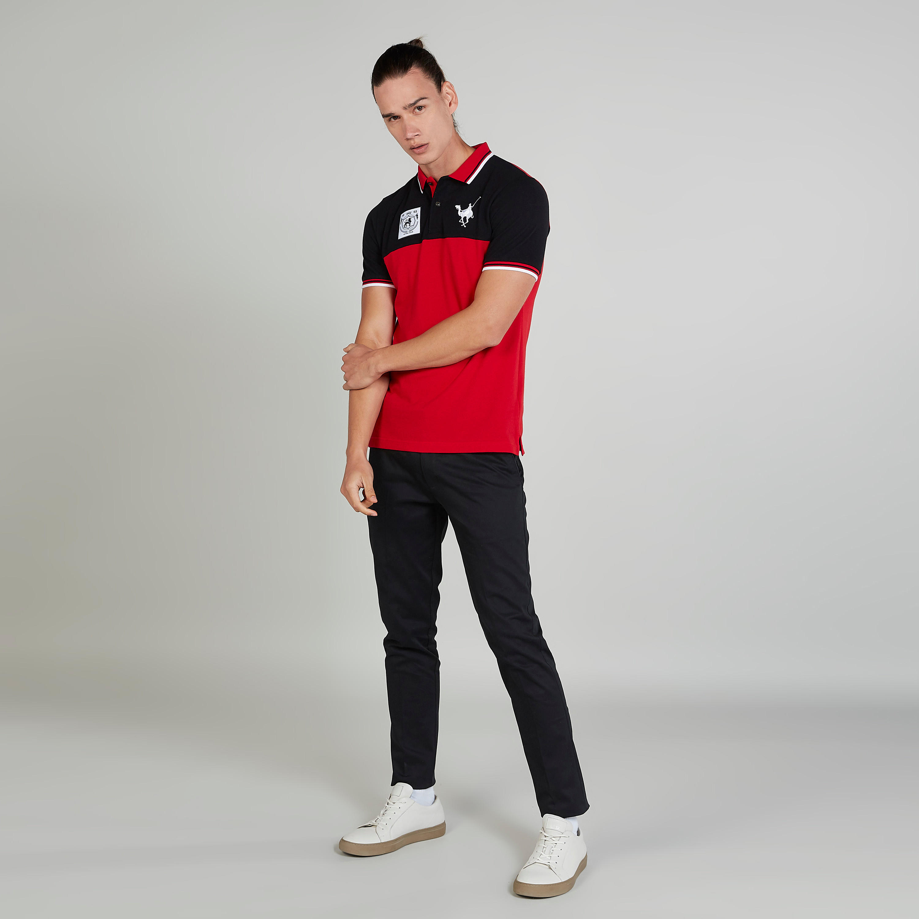 تيشيرت بولو سليم بارز الملمس بأكمام قصيرة من خامات مستدامة-men-clothing-tshirtsandpolos-polos-image-2