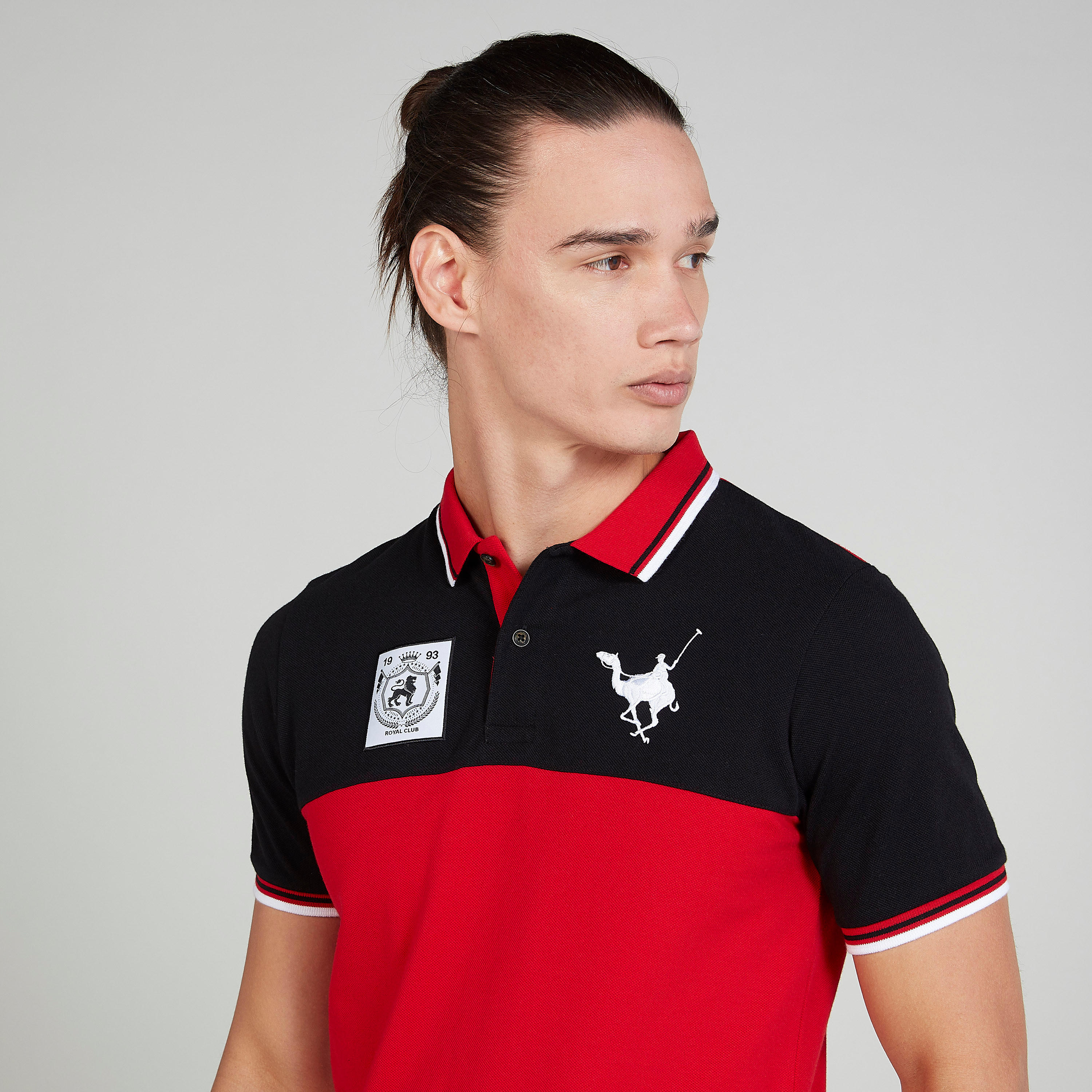 تيشيرت بولو سليم بارز الملمس بأكمام قصيرة من خامات مستدامة-men-clothing-tshirtsandpolos-polos-image-3