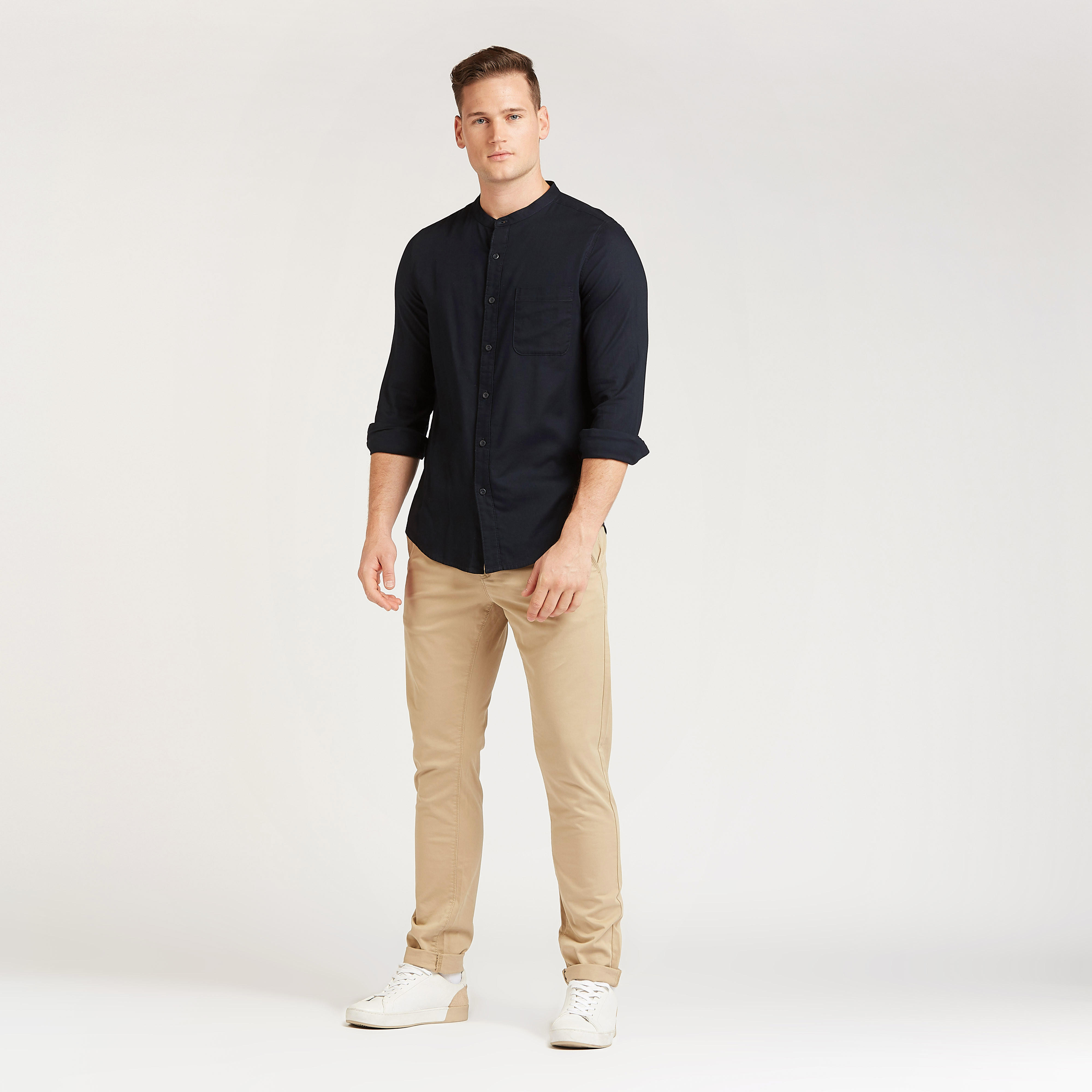 قميص سادة بياقة ماندارين وأكمام طويلة-men-clothing-shirts-image-4