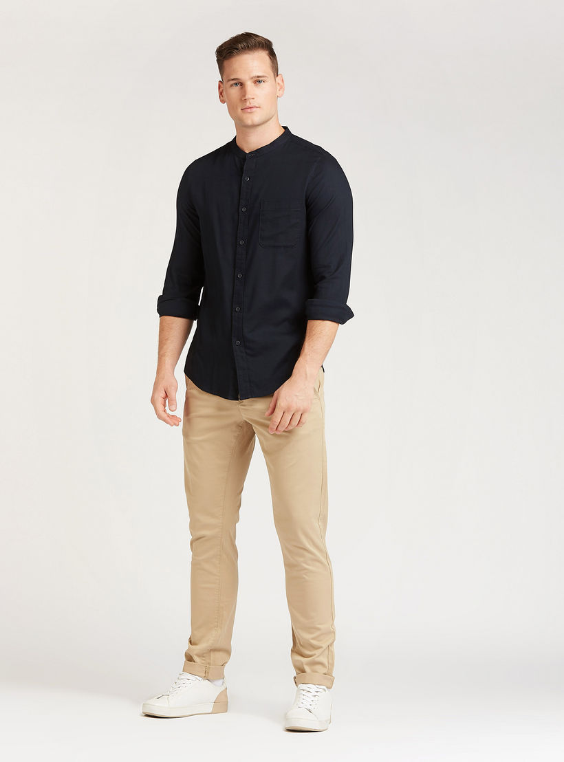 قميص سادة بياقة ماندارين وأكمام طويلة-men-clothing-shirts-image-4