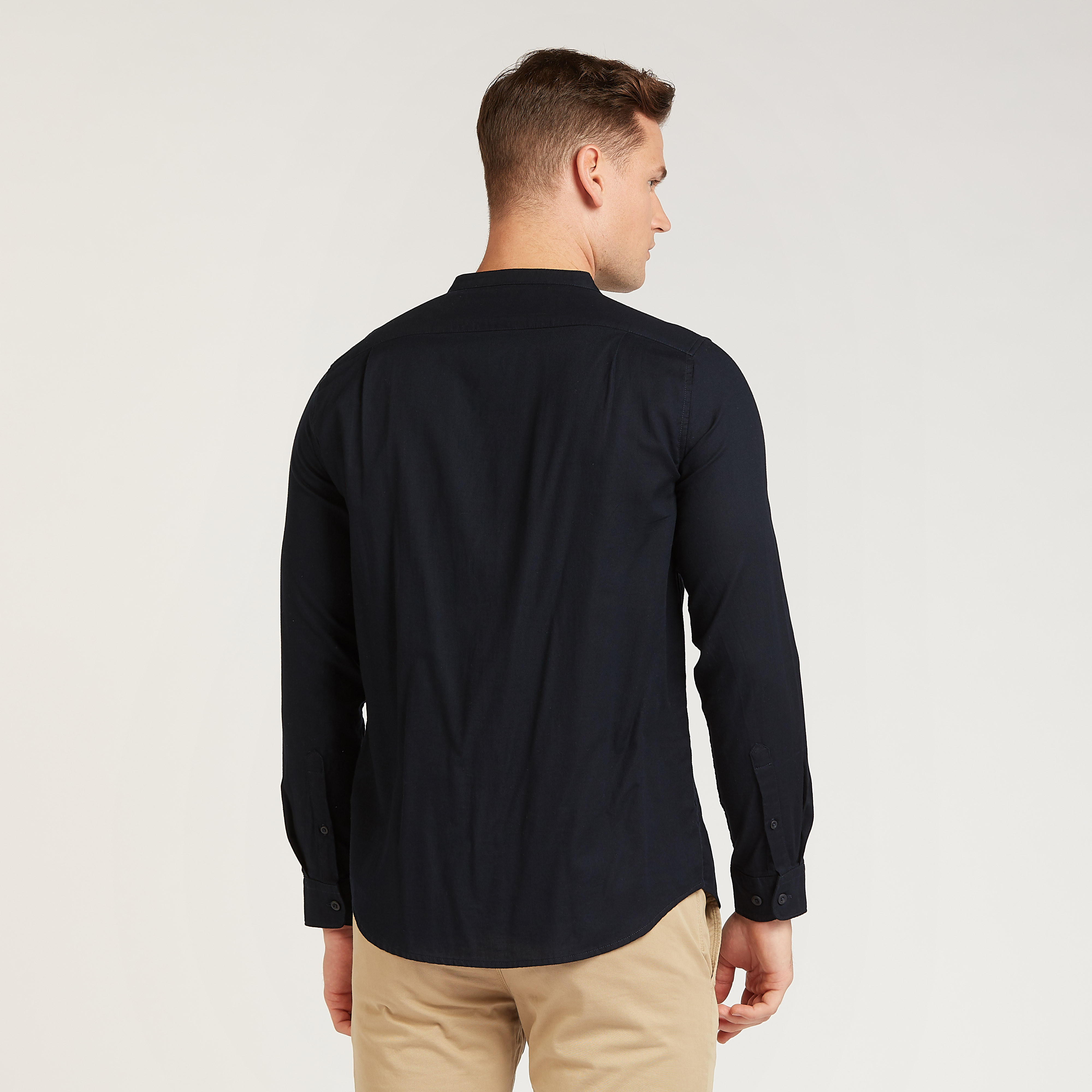 قميص سادة بياقة ماندارين وأكمام طويلة-men-clothing-shirts-image-2
