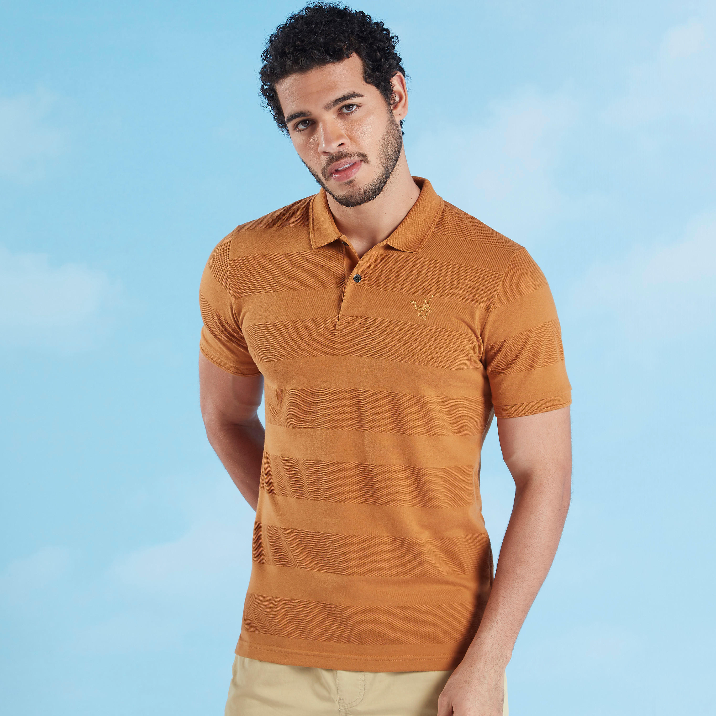 تيشيرت بولو بقصة سليم بارز الملمس بأكمام قصيرة-men-clothing-tshirtsandpolos-polos-image-1