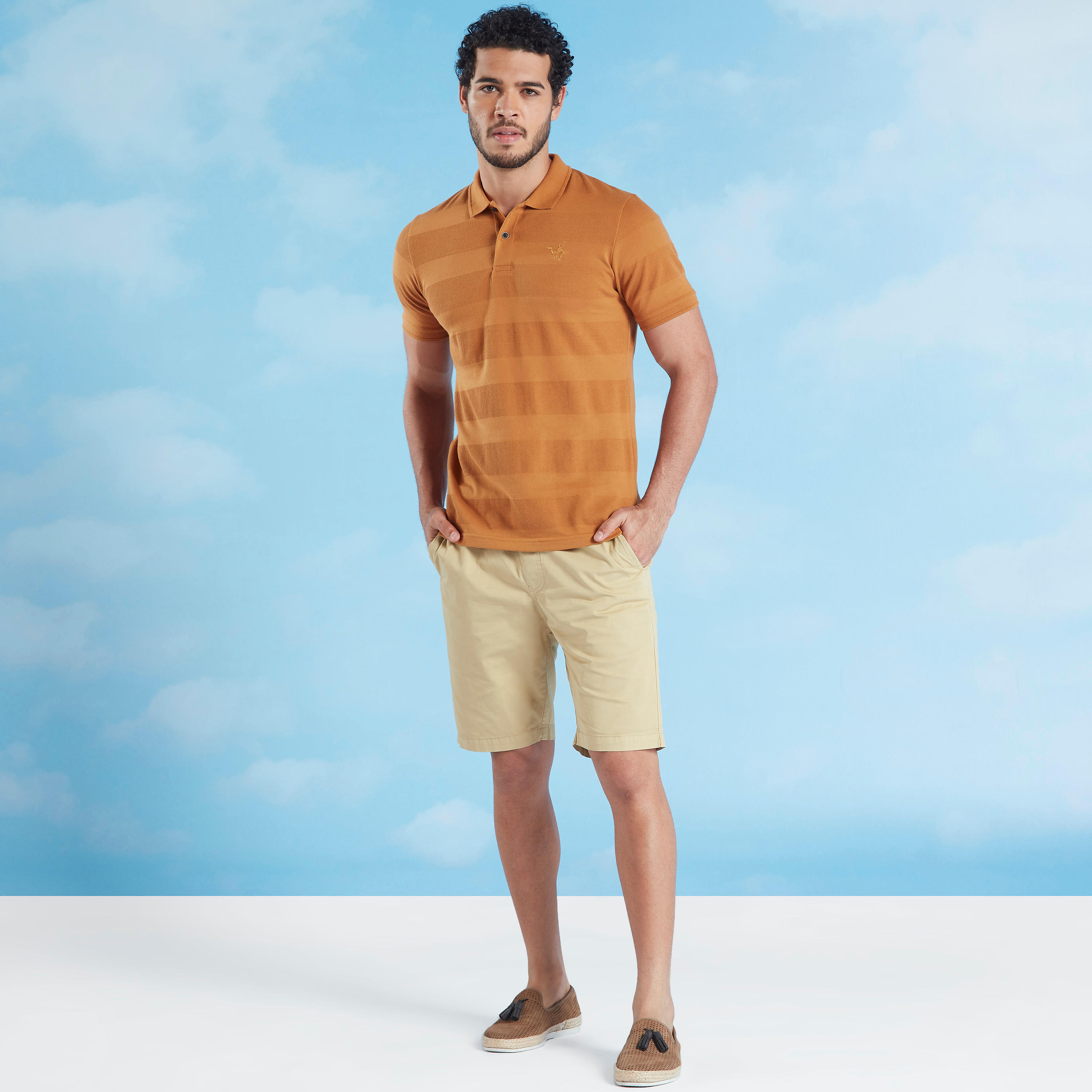 تيشيرت بولو بقصة سليم بارز الملمس بأكمام قصيرة-men-clothing-tshirtsandpolos-polos-image-2
