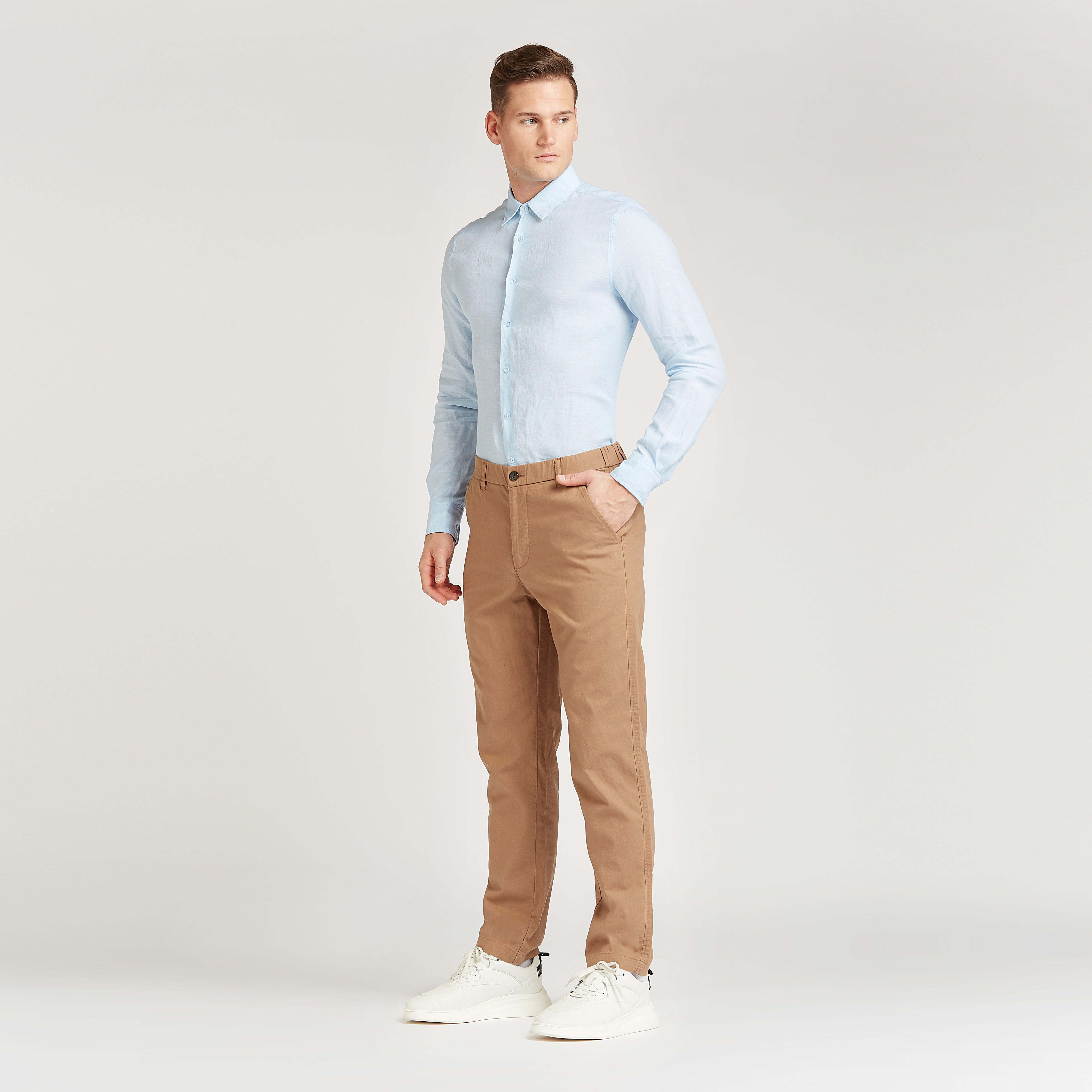 قميص كتّان سليم فيت بارز الملمس بياقة عاديّة وأكمام طويلة-men-clothing-shirts-image-2