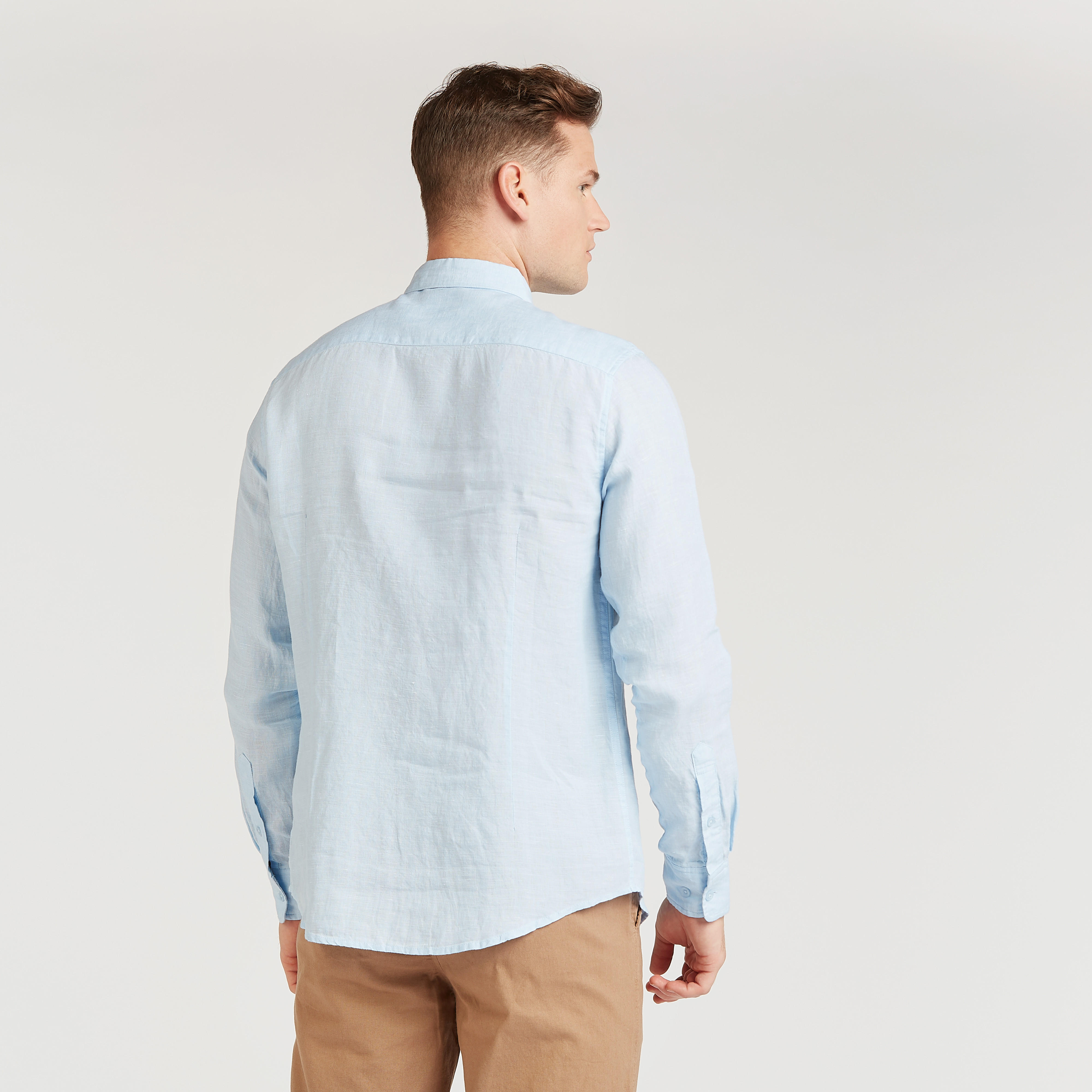 قميص كتّان سليم فيت بارز الملمس بياقة عاديّة وأكمام طويلة-men-clothing-shirts-image-4