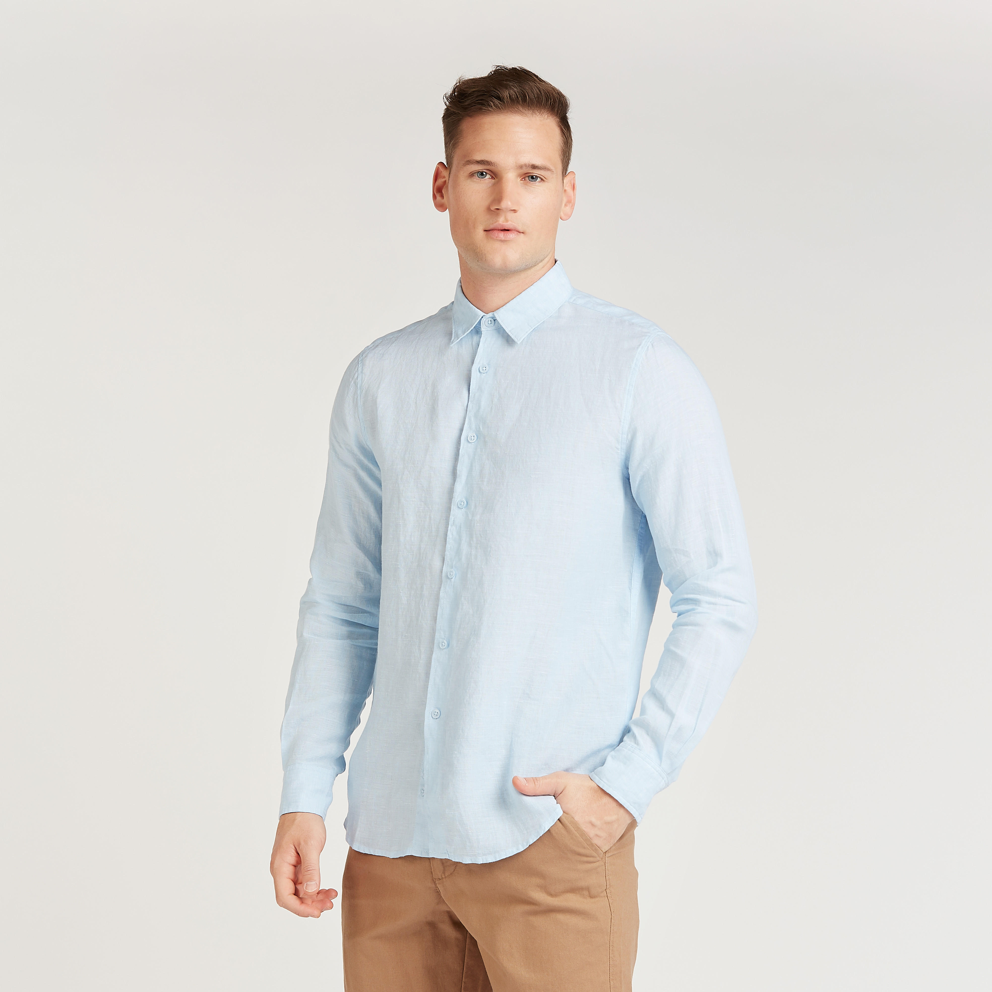 قميص كتّان سليم فيت بارز الملمس بياقة عاديّة وأكمام طويلة-men-clothing-shirts-image-5