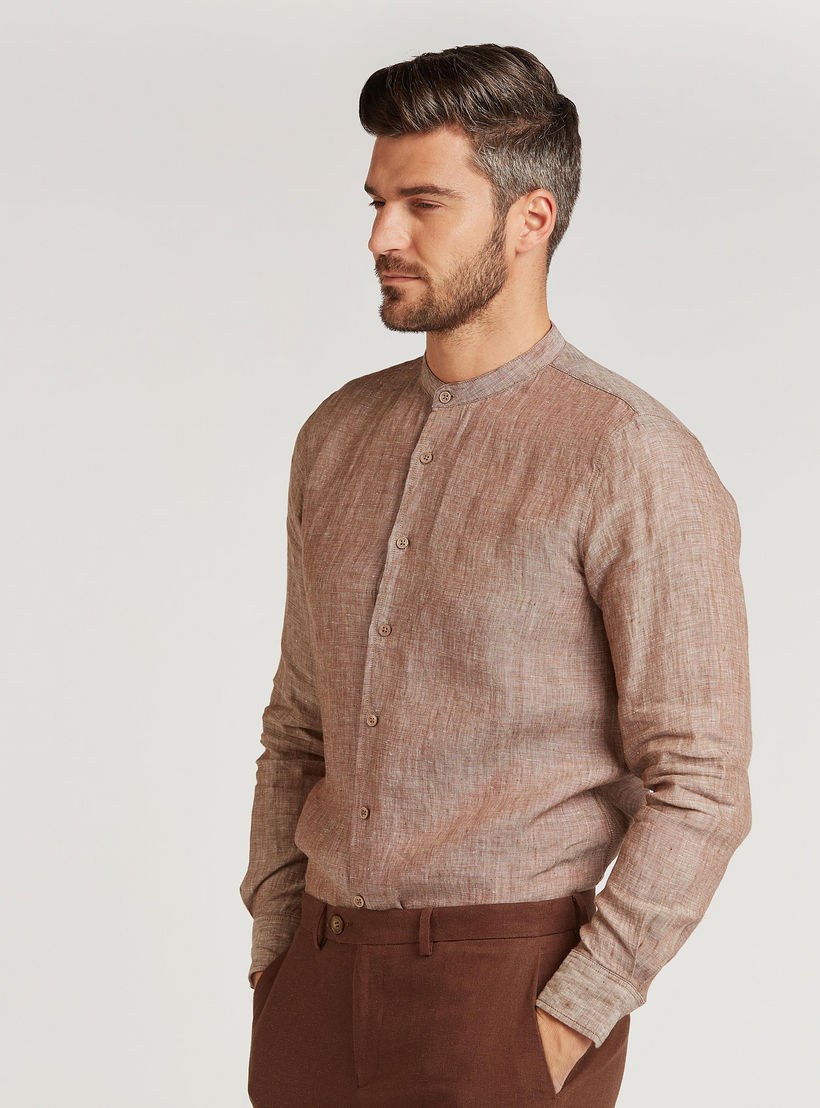 قميص كتّان سليم فيت بارز الملمس بياقة ماندارين وأكمام طويلة-men-clothing-shirts-image-1