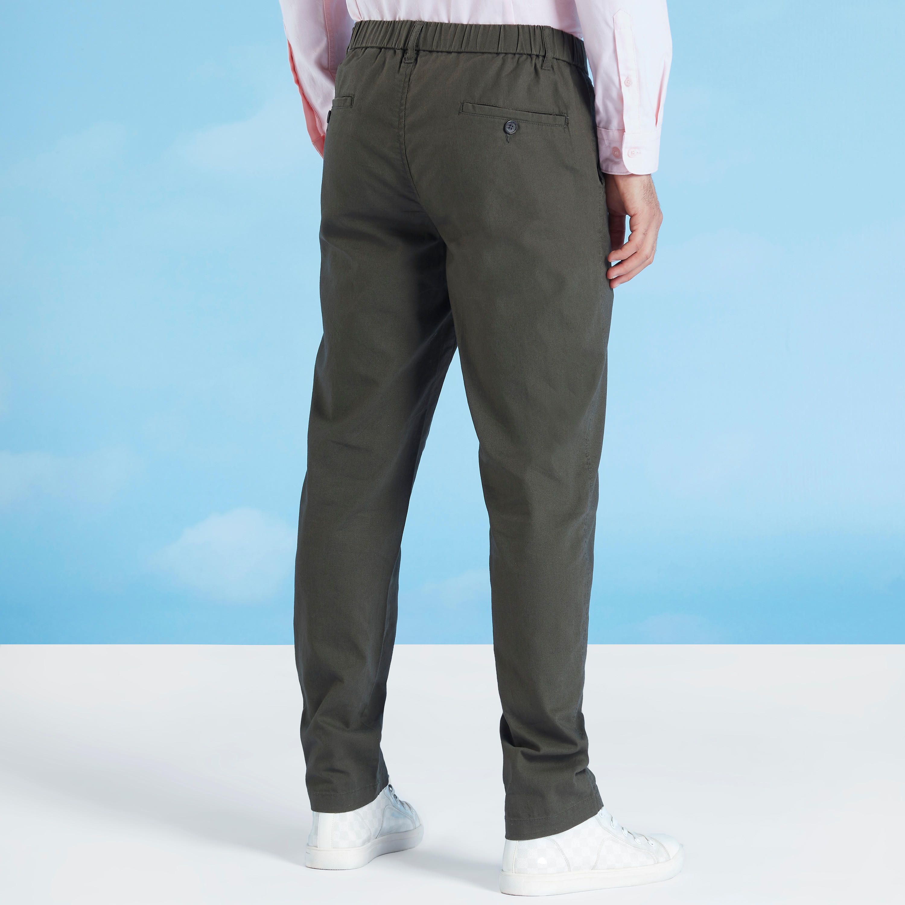 بنطلون شينو كتّان سليم فيت بجيوب وعراوي-men-clothing-bottoms-trousersandchinos-trousers-image-5
