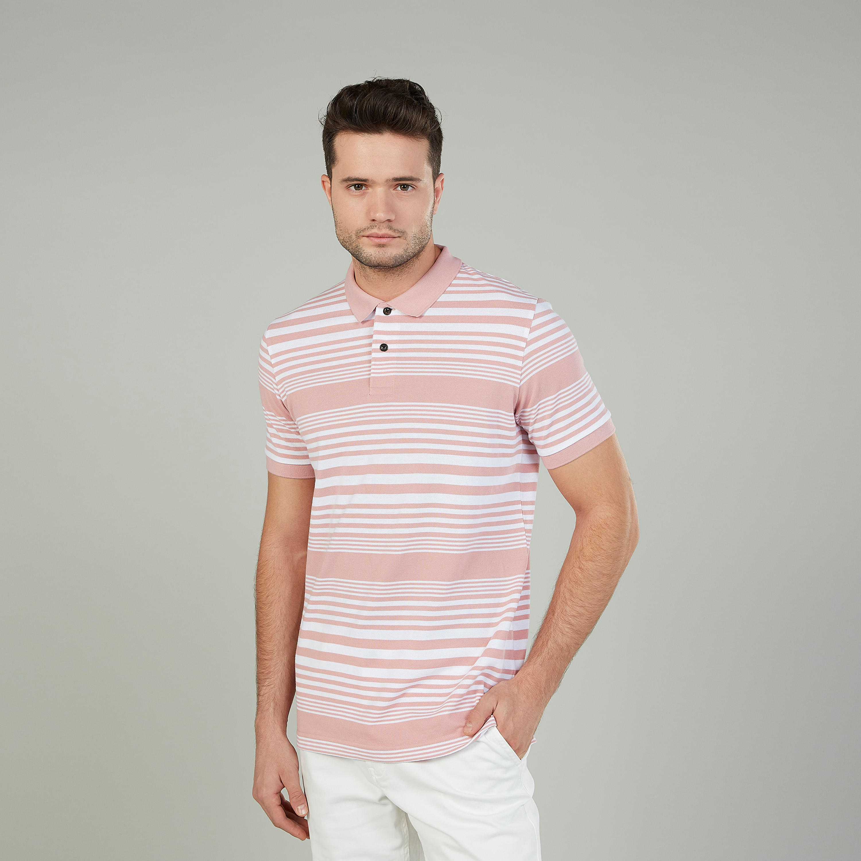 تيشيرت بولو سليم مقلّم بأكمام قصيرة-men-clothing-tshirtsandpolos-polos-image-1