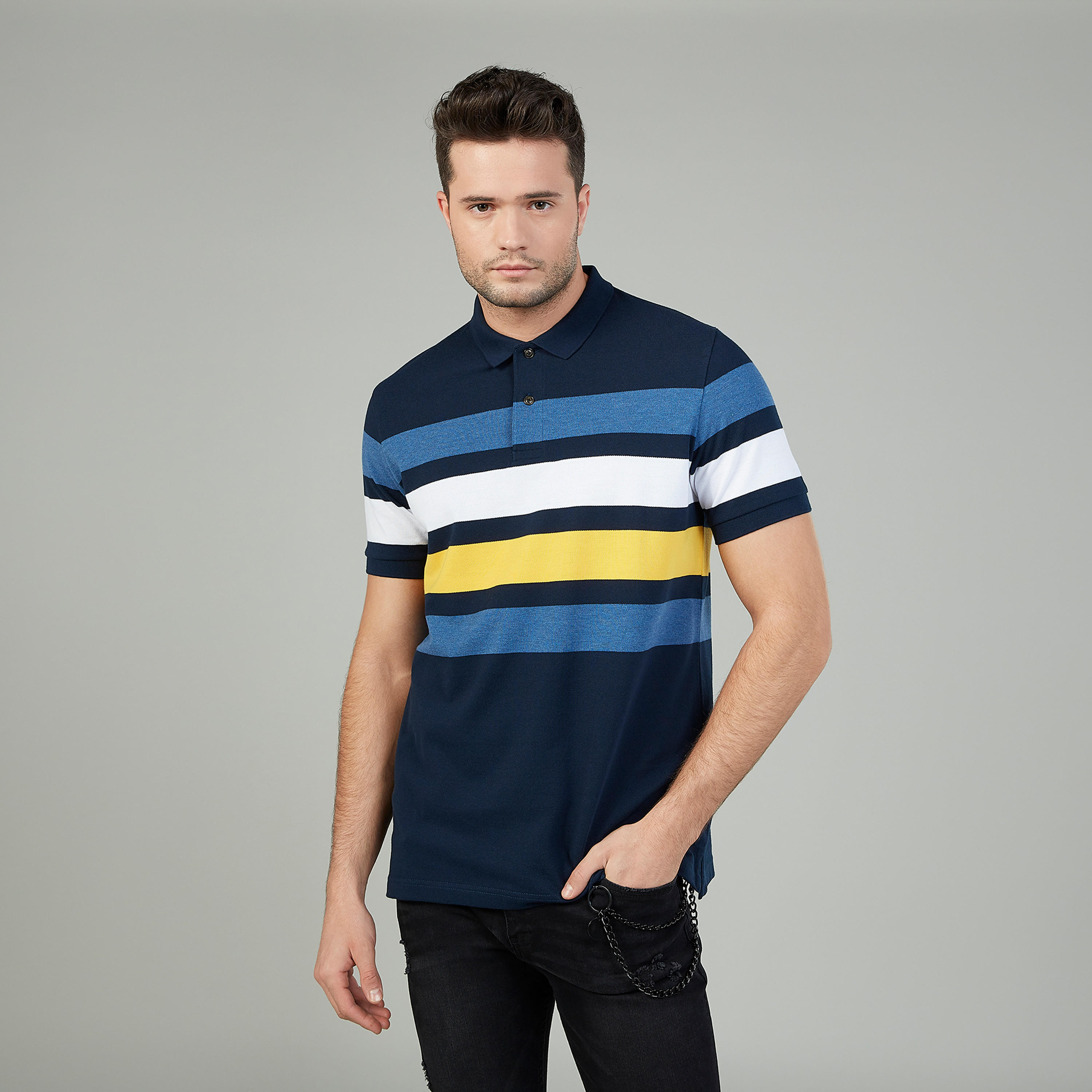 تيشيرت بولو سليم مقلّم بأكمام قصيرة من خامات مستدامة-men-clothing-tshirtsandpolos-polos-image-1