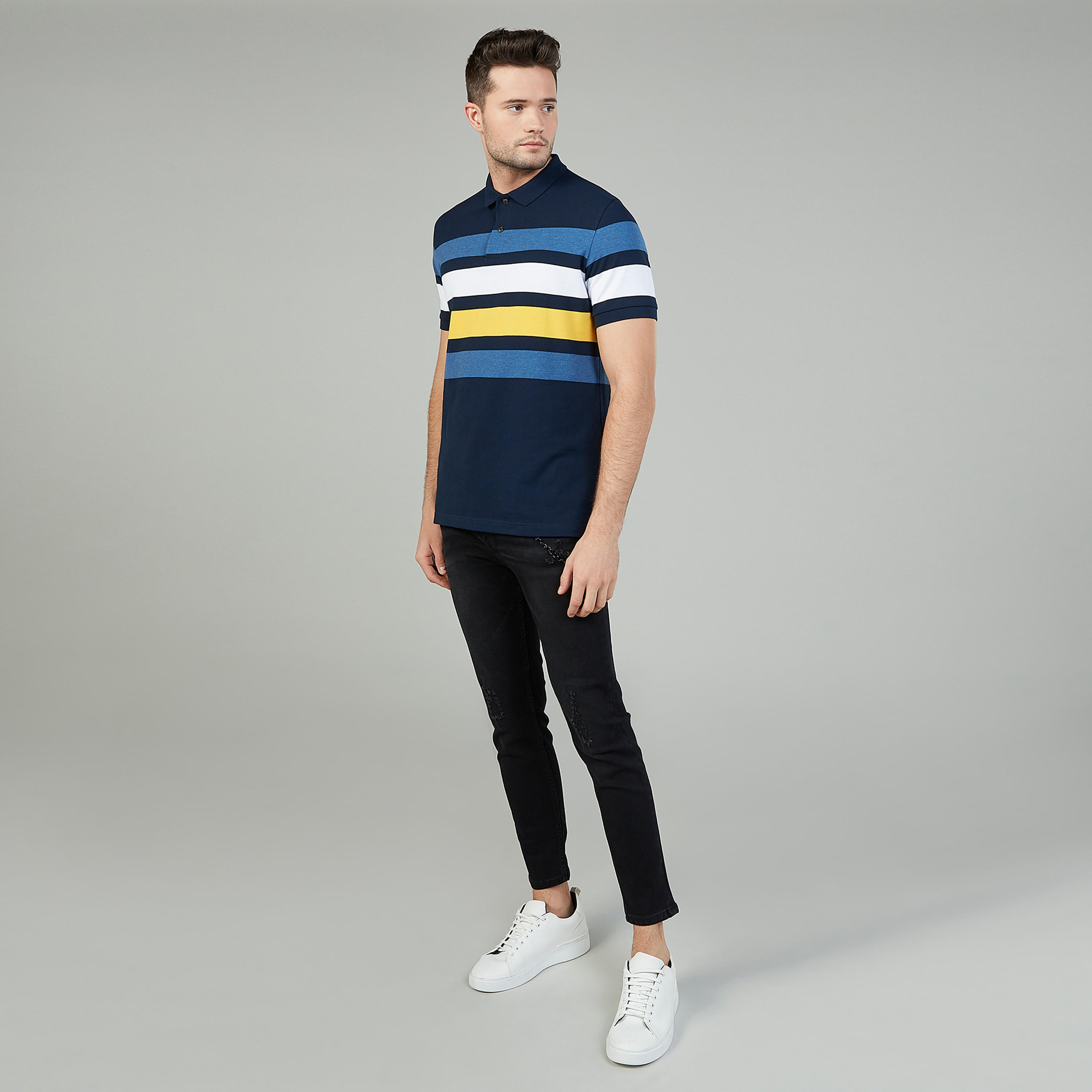تيشيرت بولو سليم مقلّم بأكمام قصيرة من خامات مستدامة-men-clothing-tshirtsandpolos-polos-image-2