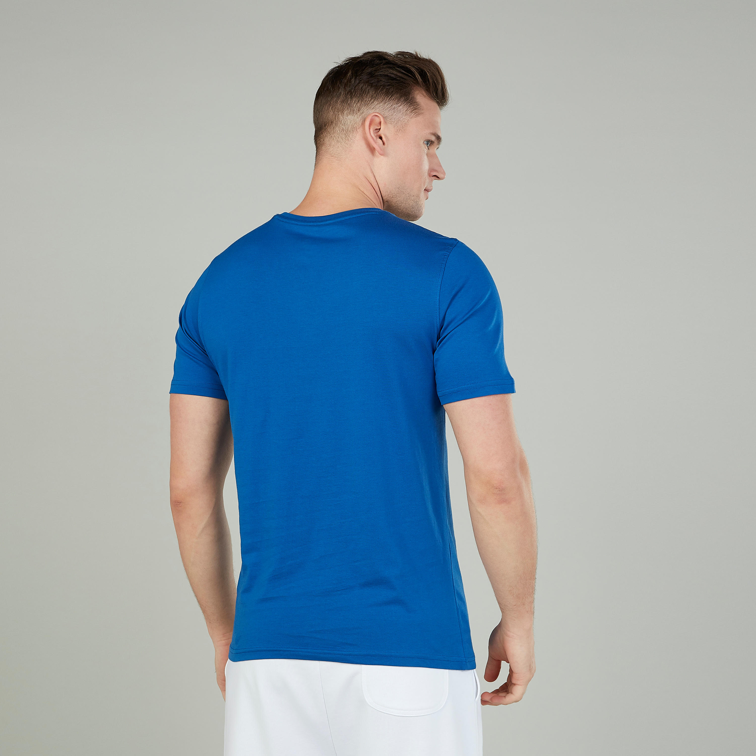 تيشيرت مستدام سليم بياقة ضيّقة وأكمام قصيرة وطبعات  -men-clothing-tshirtsandpolos-tshirts-image-4