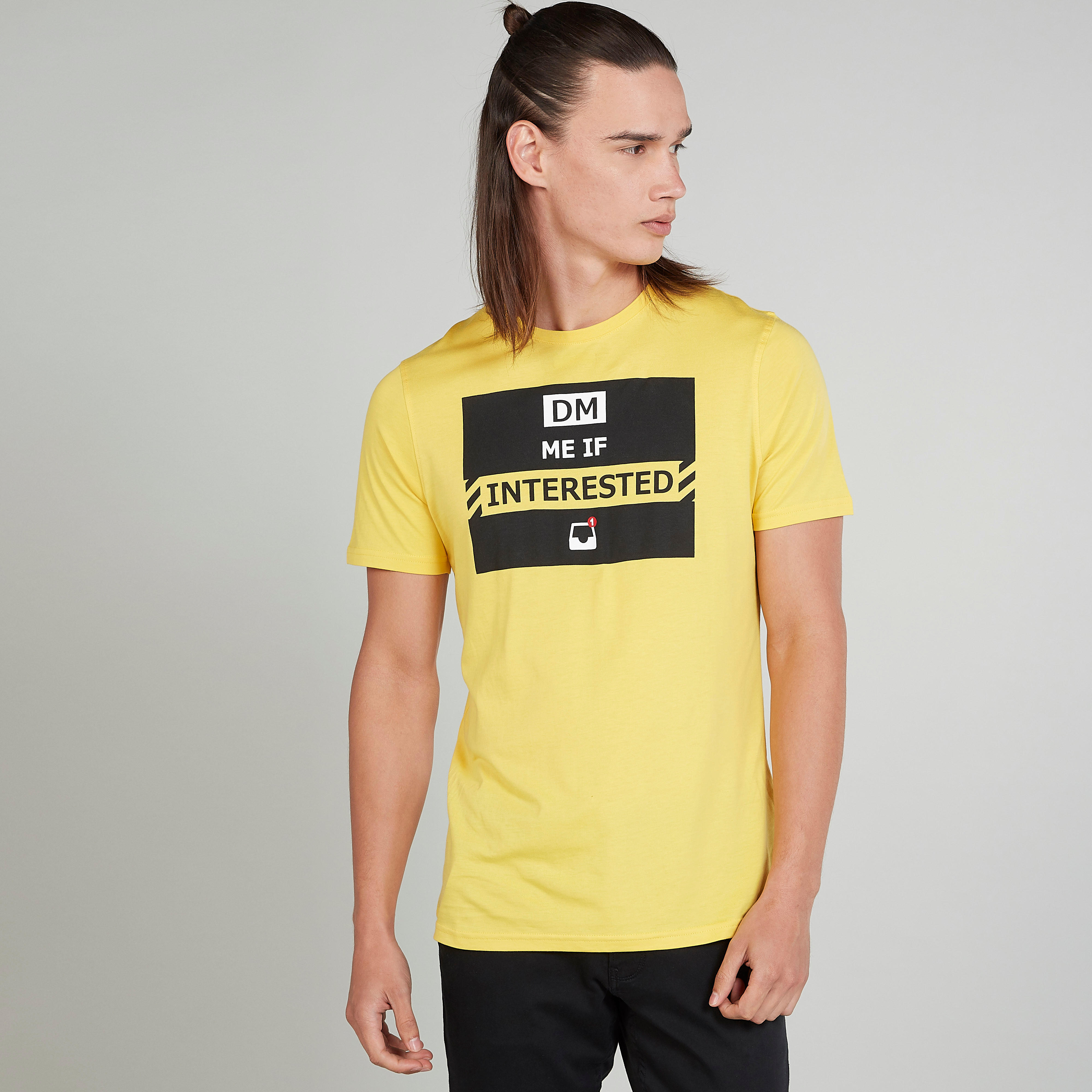 تيشيرت مستدام سليم بياقة ضيقة وأكمام قصيرة وطبعات-men-clothing-tshirtsandpolos-tshirts-image-1