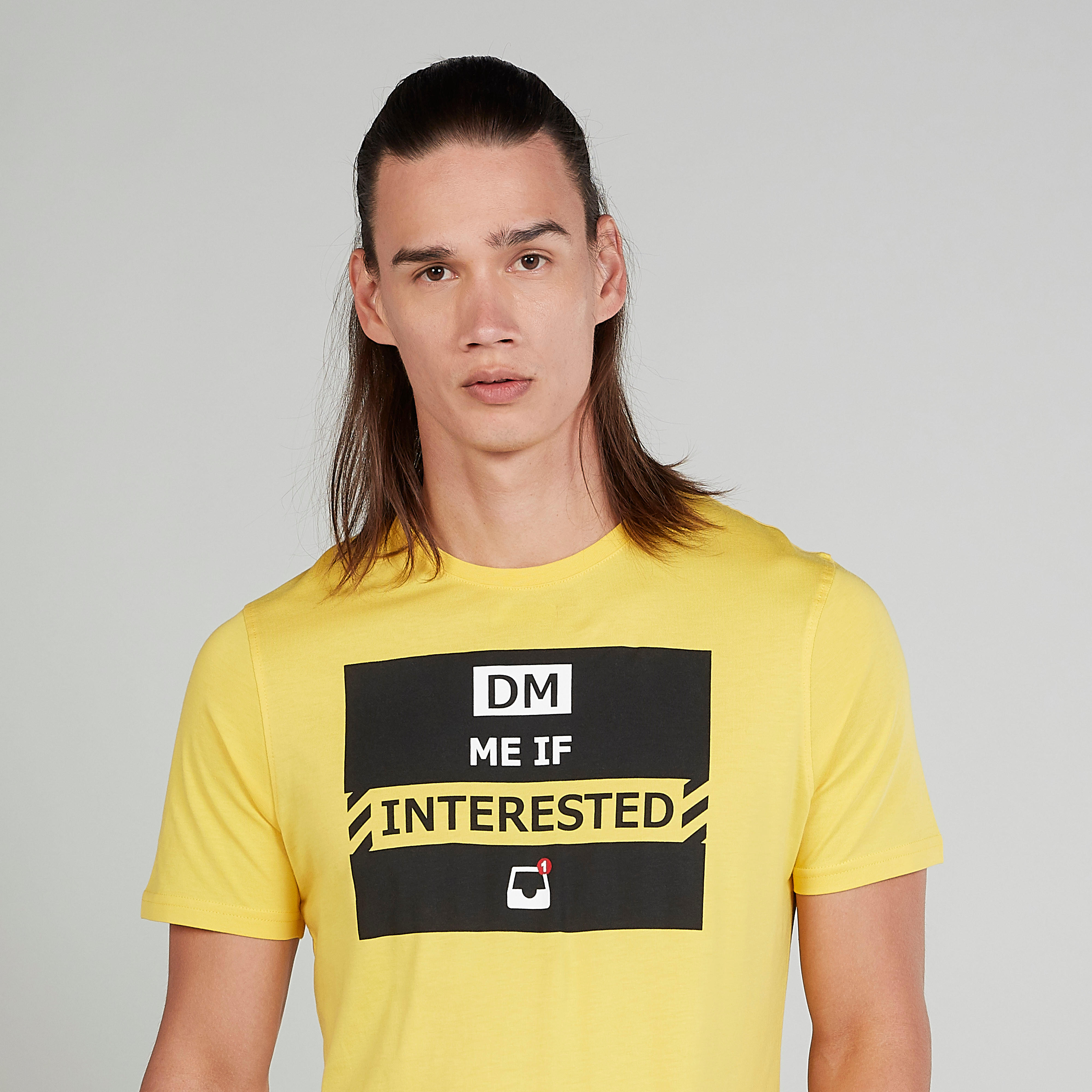 تيشيرت مستدام سليم بياقة ضيقة وأكمام قصيرة وطبعات-men-clothing-tshirtsandpolos-tshirts-image-3