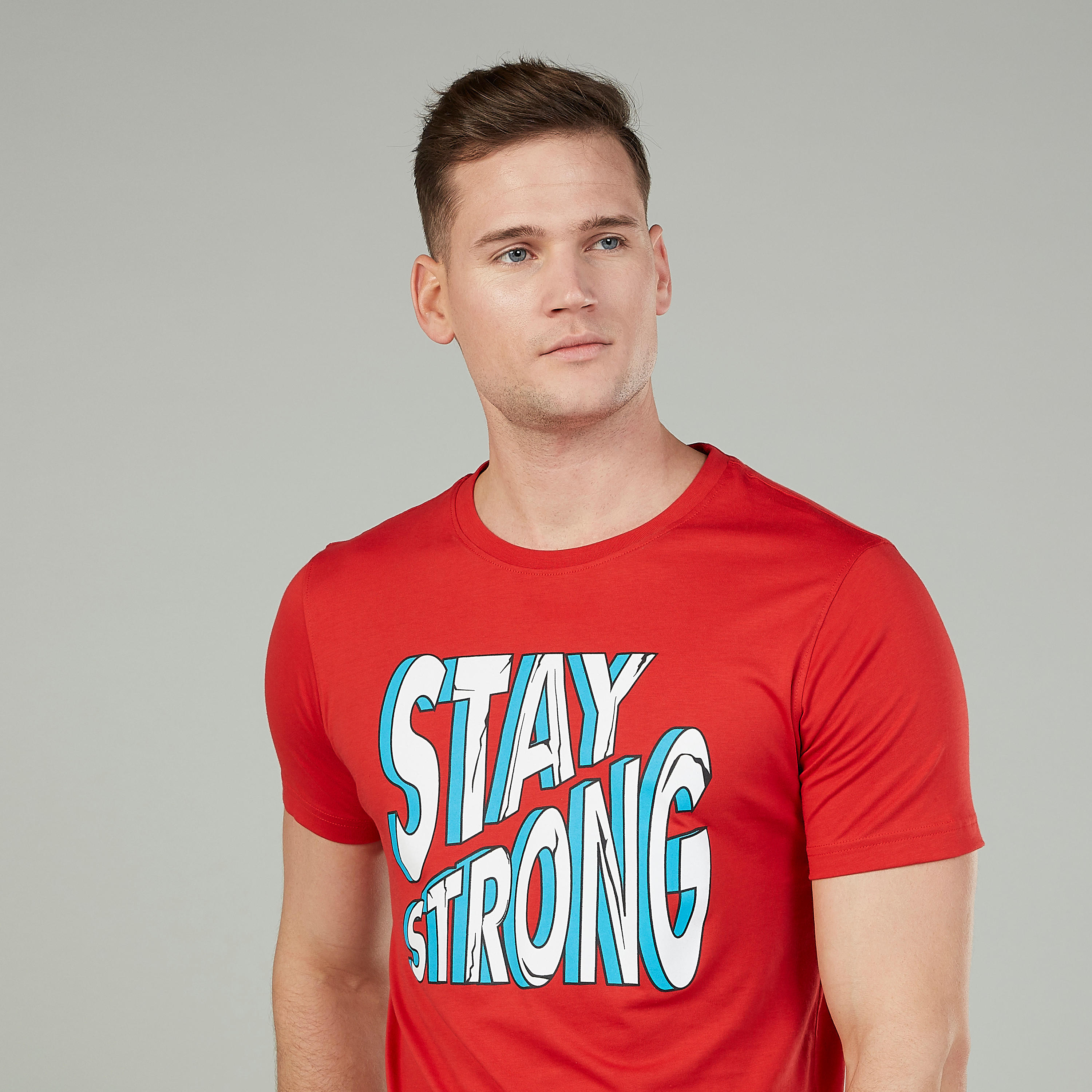 تيشيرت مستدام سليم بياقة ضيّقة وطبعات  -men-clothing-tshirtsandpolos-tshirts-image-3