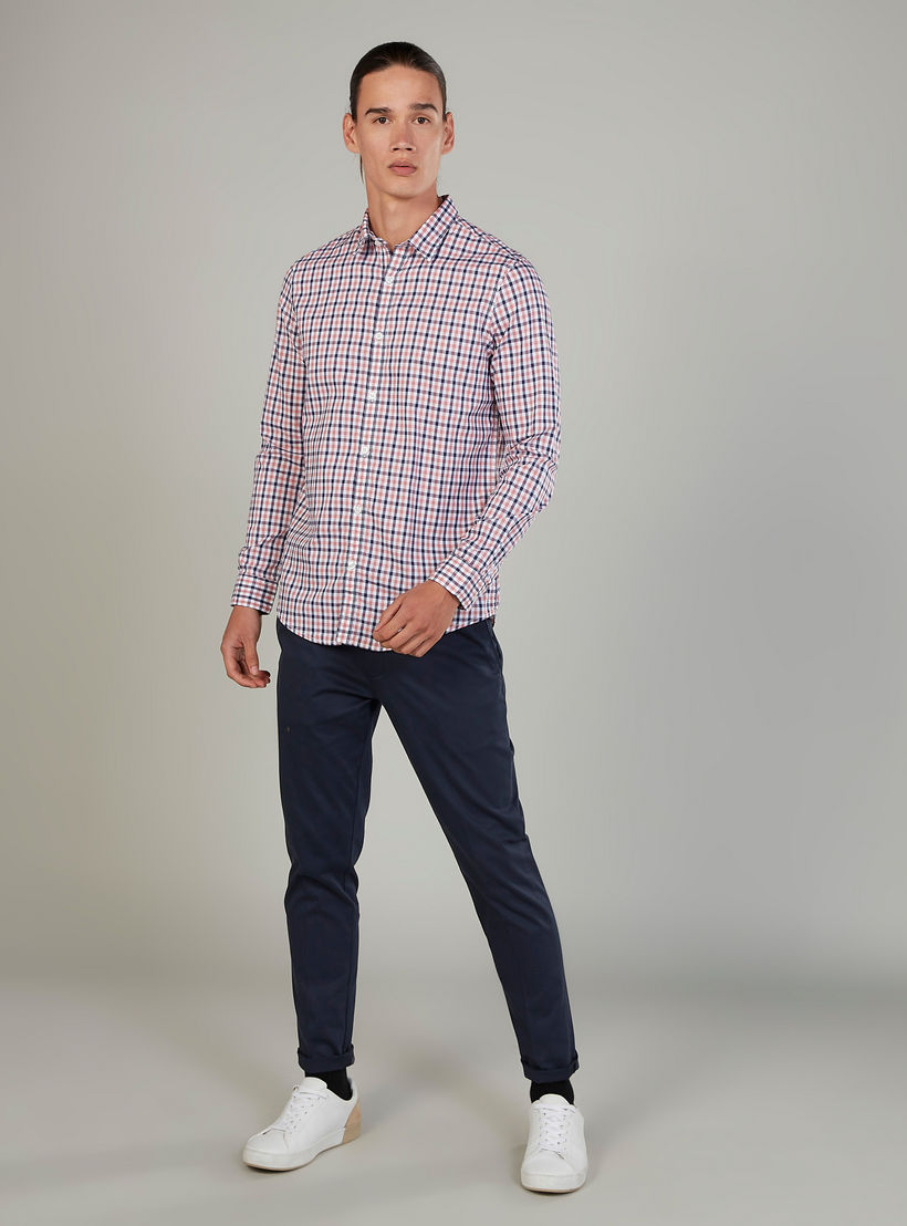 قميص مستدام سليم كاروهات بياقة عاديّة وأكمام طويلة-men-clothing-shirts-image-2