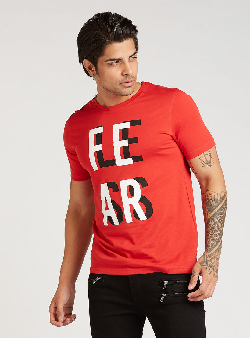 تيشيرت مستدام بقصة سليم بياقة ضيقة وأكمام قصيرة وطبعات-men-clothing-tshirtsandpolos-tshirts-image-1