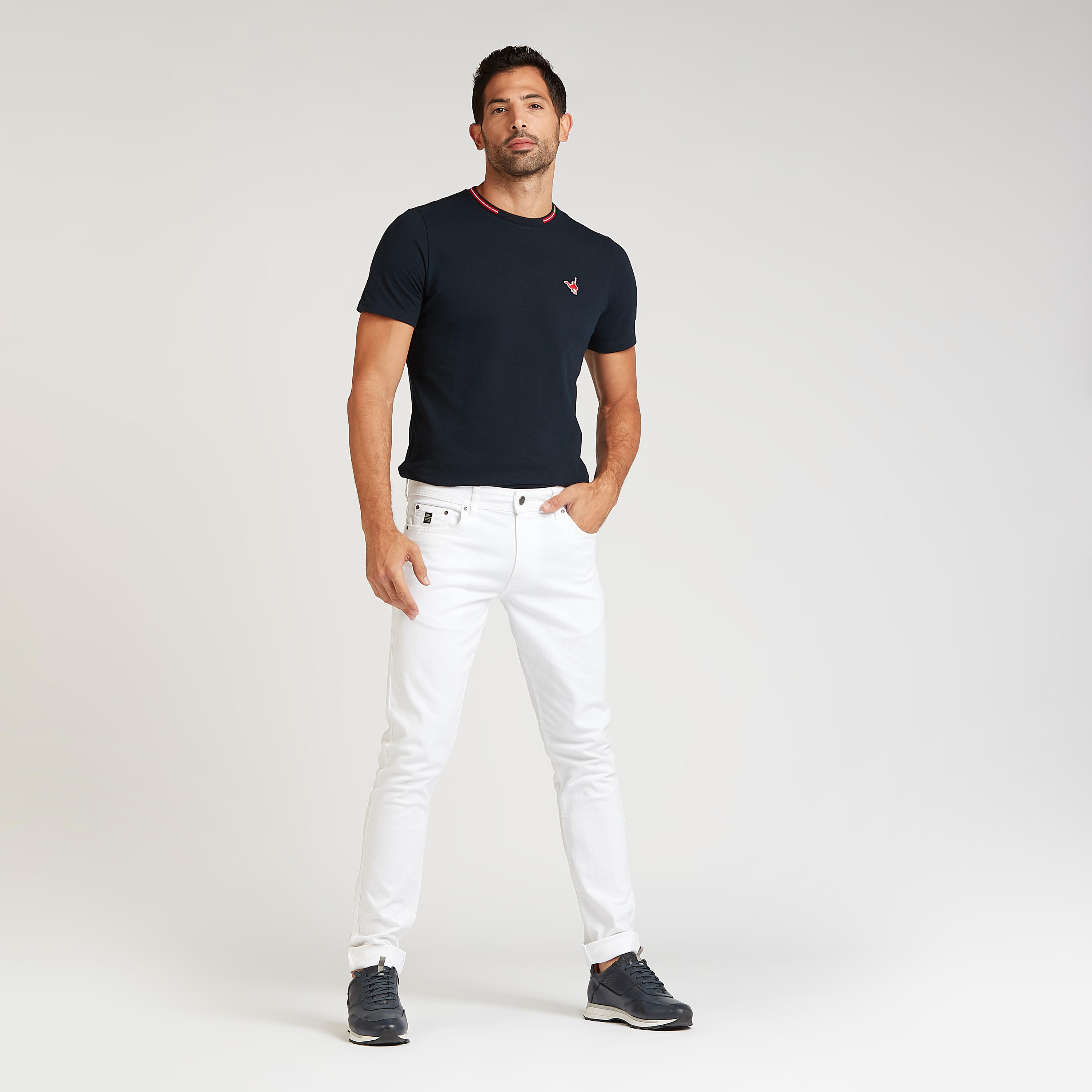 Sustainable Slim Fit Solid T-shirt with Crew Neck and Short Sleeves-men-clothing-tshirtsandpolos-tshirts-image-2