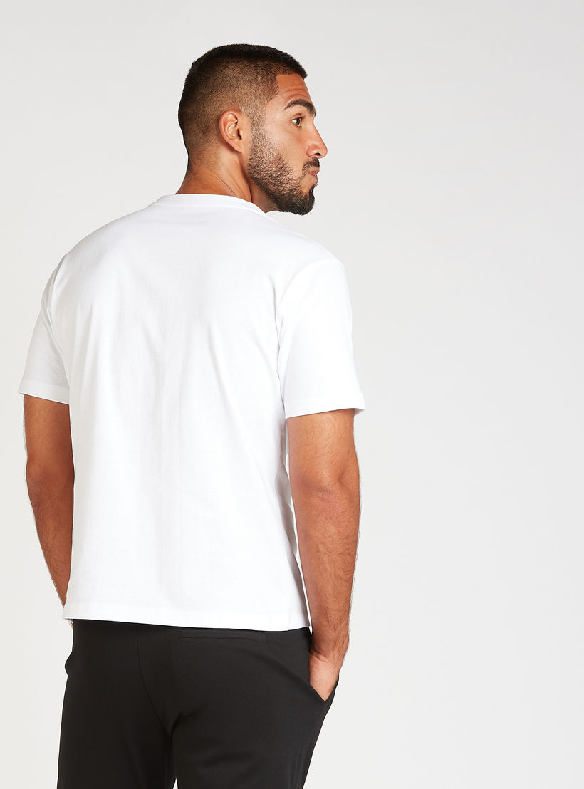 تيشيرت سادة سليم بياقة ضيّقة وأكمام قصيرة-men-clothing-tshirtsandpolos-tshirts-image-2