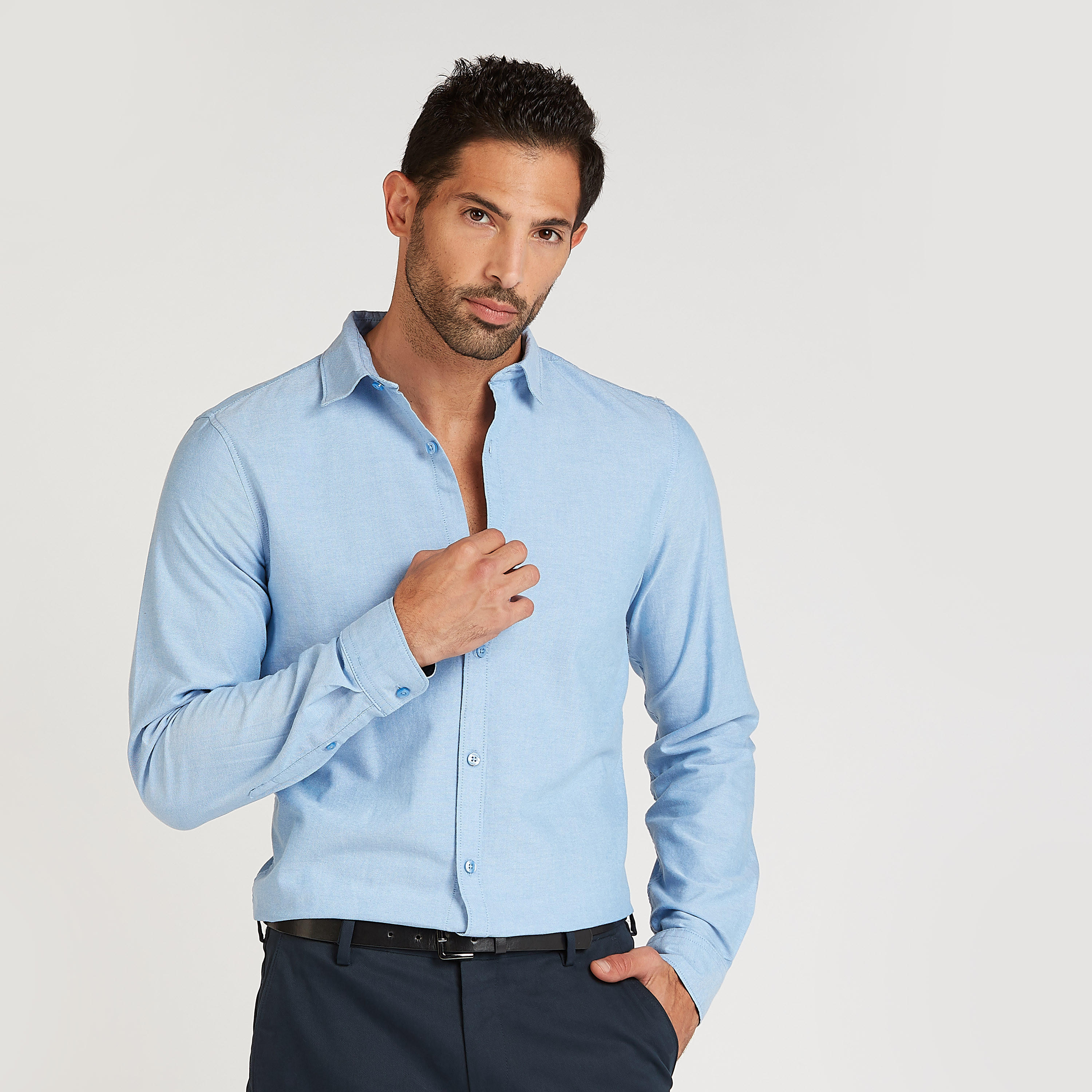 قميص سليم بارز الملمس بياقة عاديّة وأكمام طويلة-men-clothing-shirts-image-1