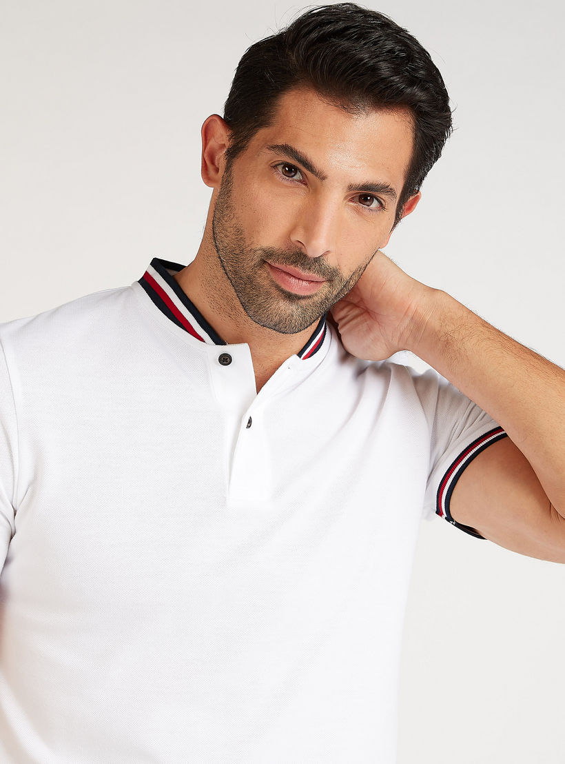 تيشيرت مستدام سليم بارز الملمس بياقة هينلي-men-clothing-tshirtsandpolos-tshirts-image-2