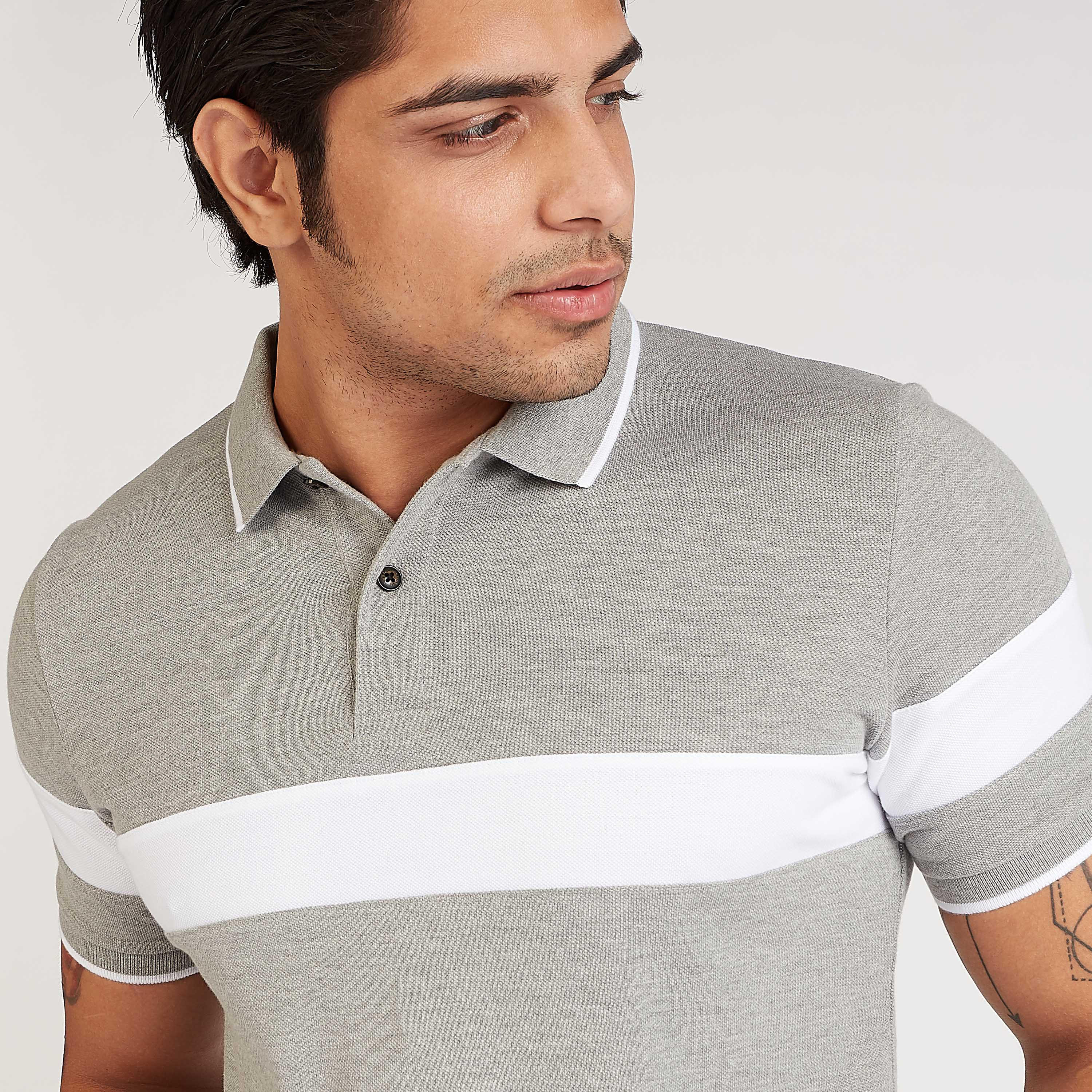 تيشيرت بولو سليم فيت مخطّط بأكمام قصيرة-men-clothing-tshirtsandpolos-polos-image-2
